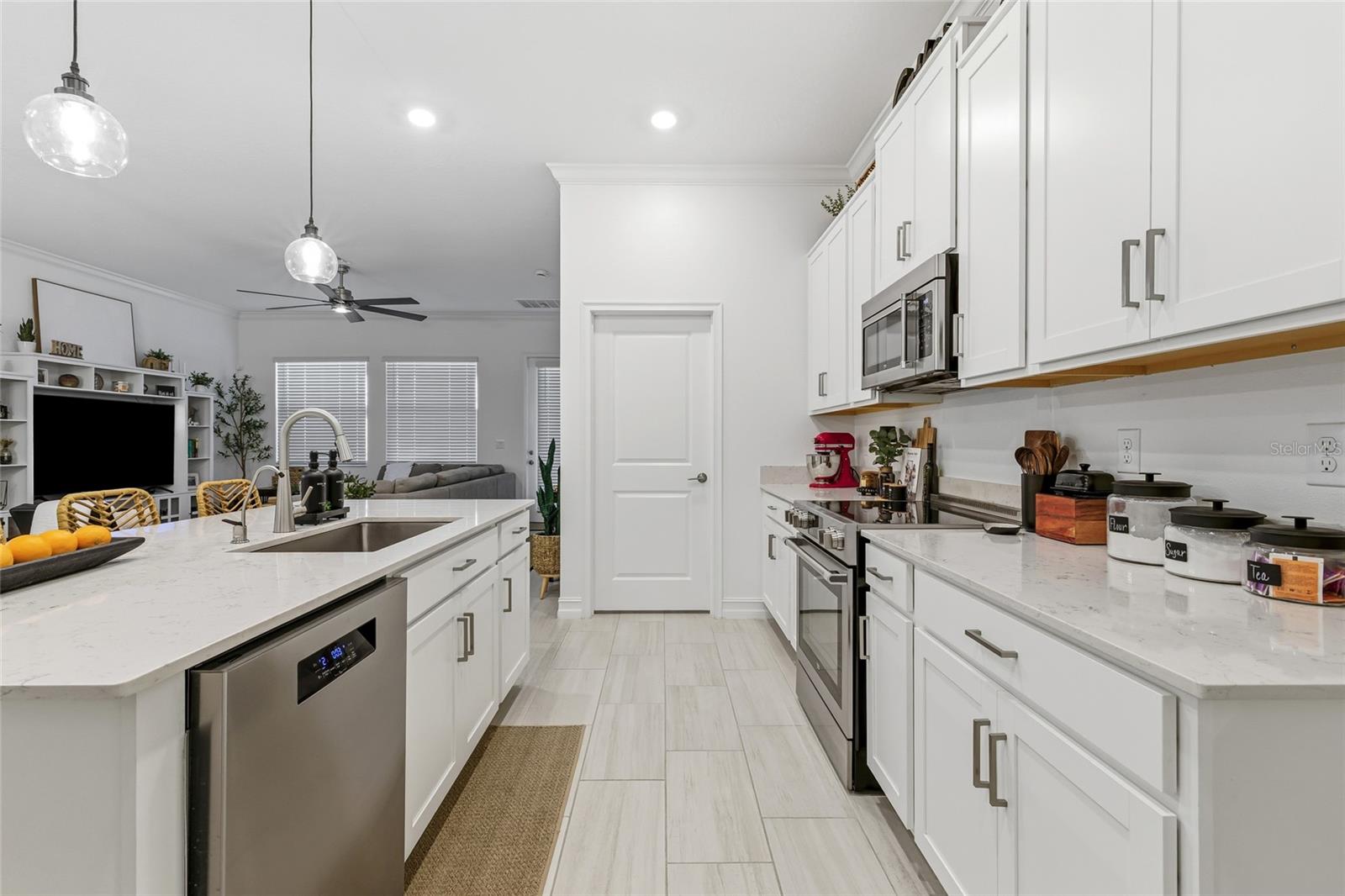 Image 16 of 46 For 7410 Faul Street