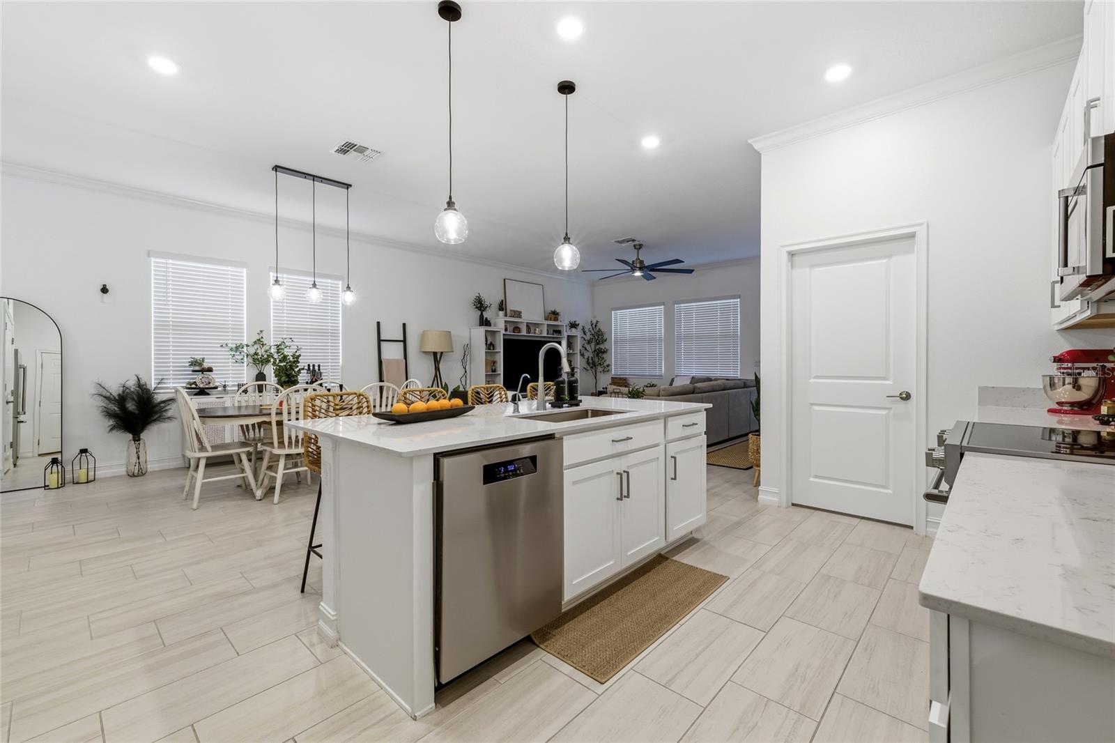 Image 17 of 46 For 7410 Faul Street