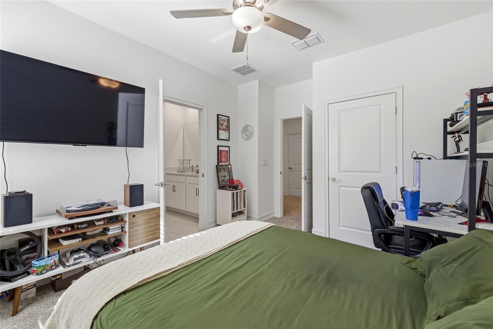 Image 36 of 46 For 7410 Faul Street