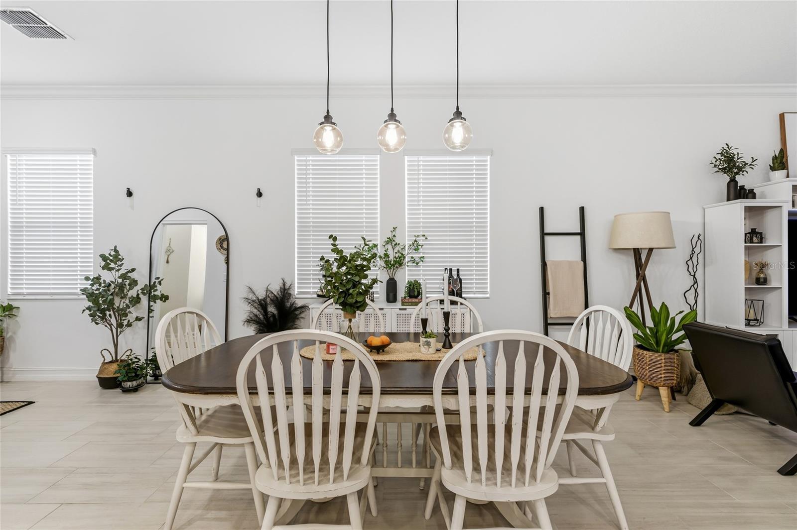 Image 8 of 46 For 7410 Faul Street