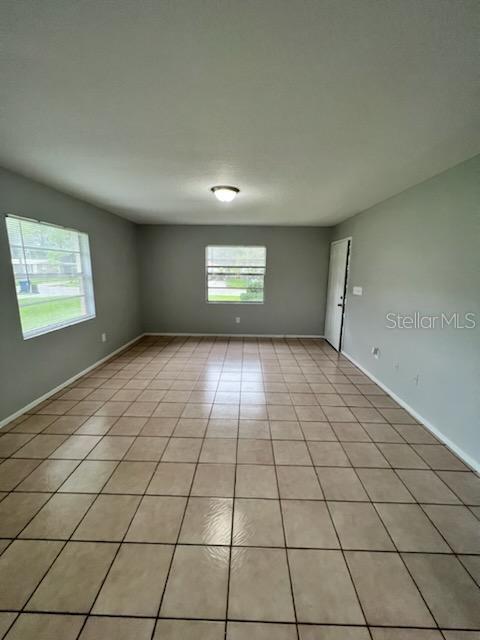 Image 4 of 12 For 1403 22nd Avenue E