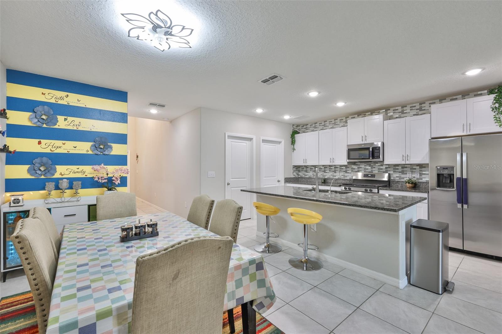 Image 11 of 44 For 10335 Shady Preserve Drive