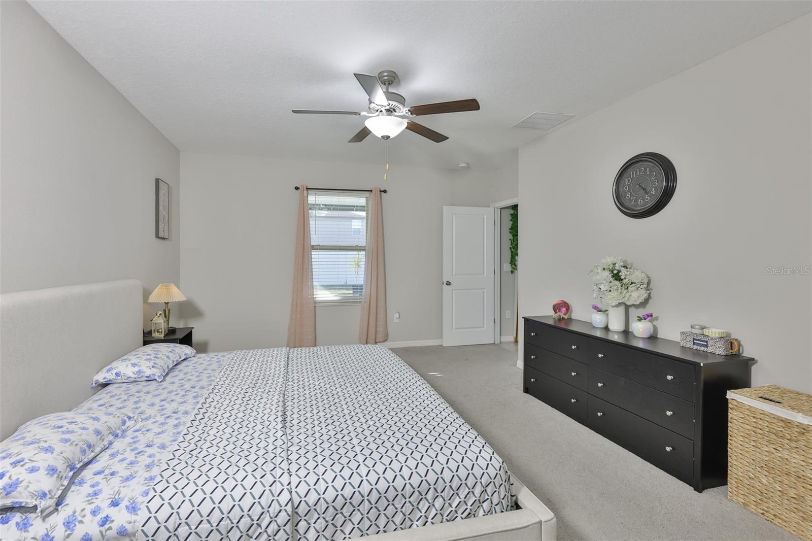 Image 16 of 44 For 10335 Shady Preserve Drive