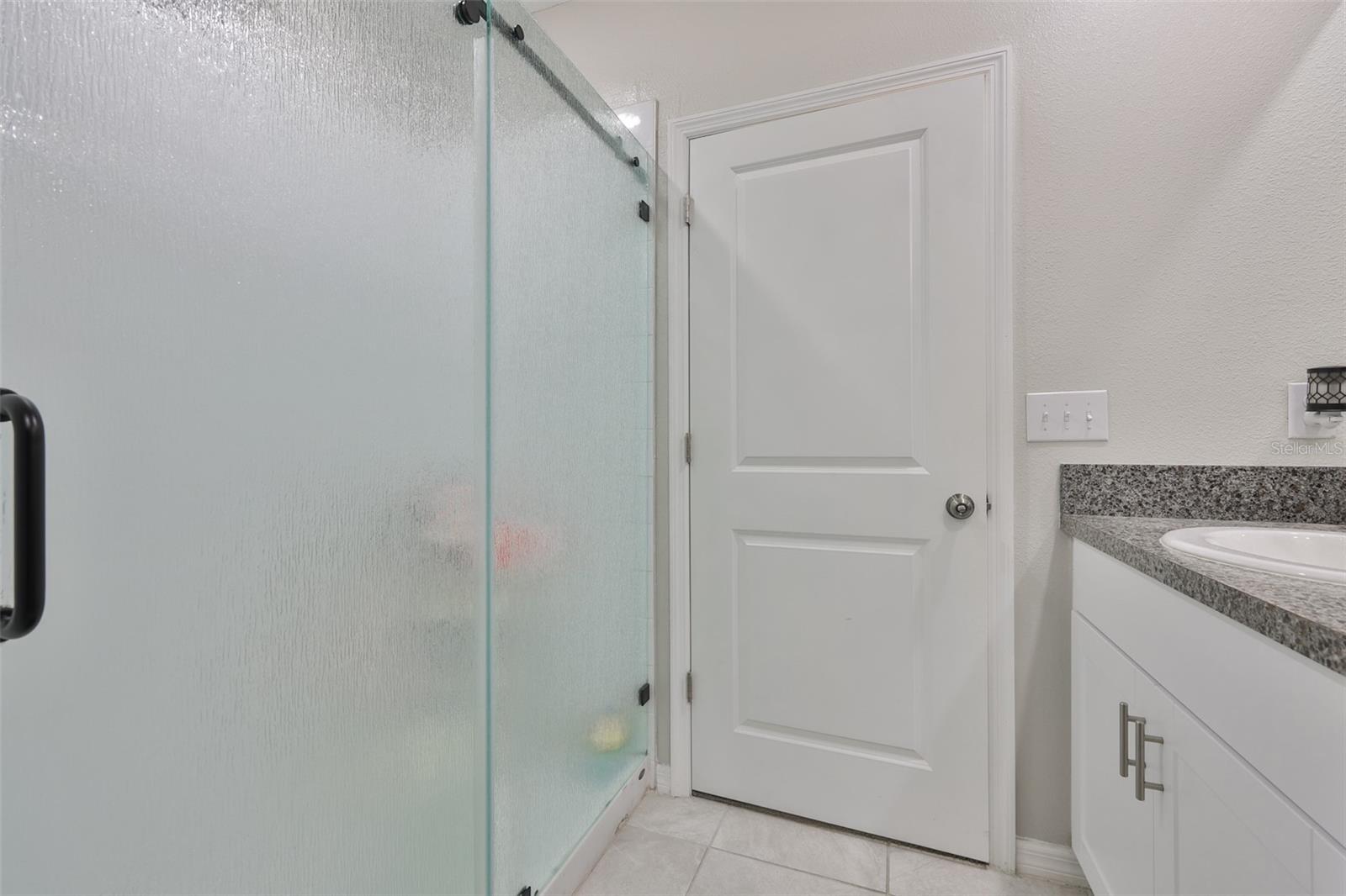 Image 18 of 44 For 10335 Shady Preserve Drive