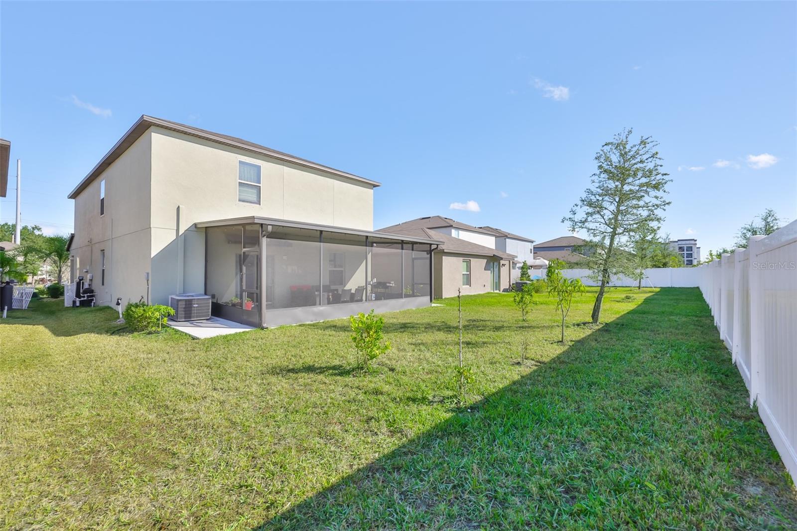 Image 35 of 44 For 10335 Shady Preserve Drive