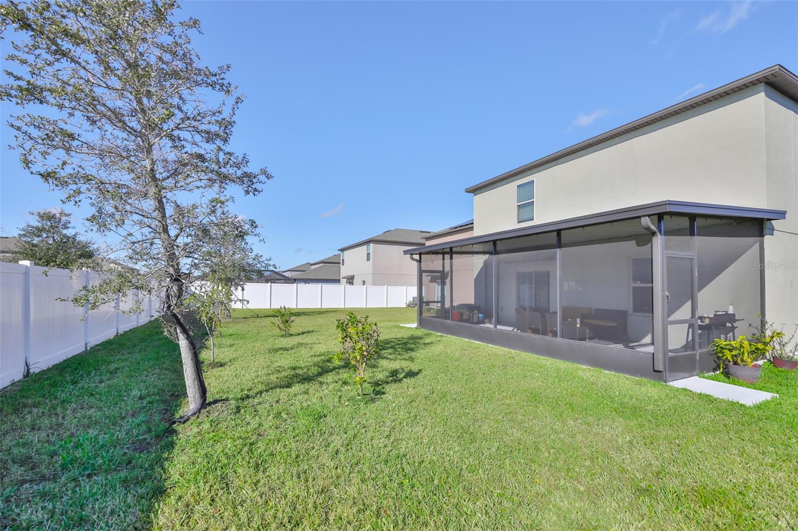 Image 37 of 44 For 10335 Shady Preserve Drive