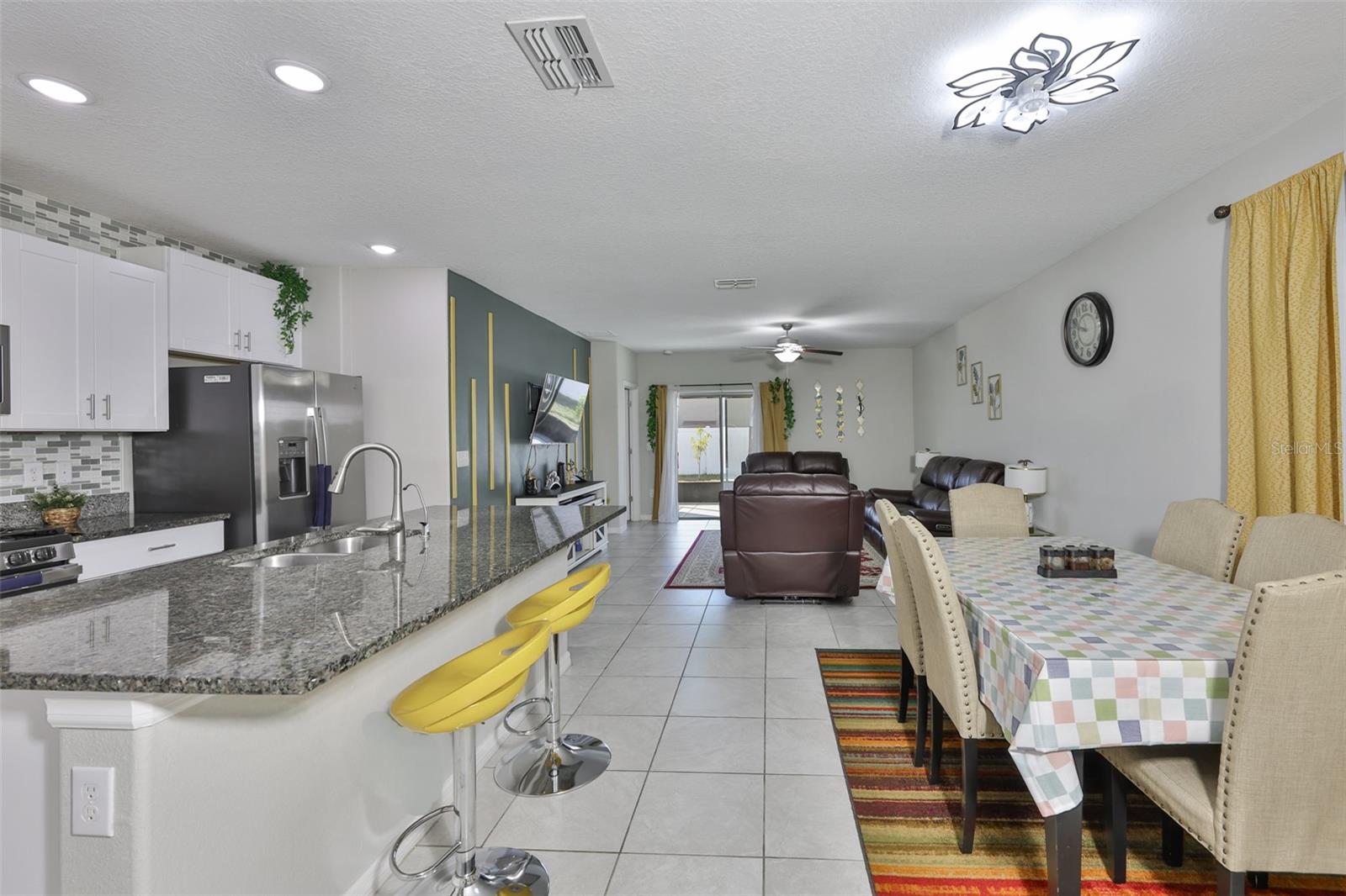 Image 4 of 44 For 10335 Shady Preserve Drive