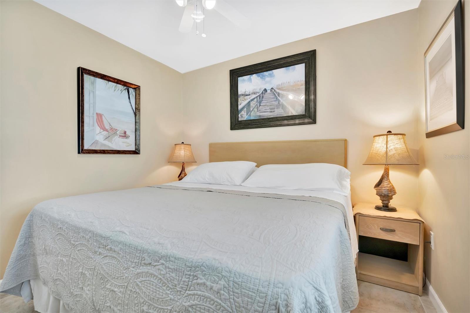 Image 24 of 52 For 673 Bay Esplanade  204