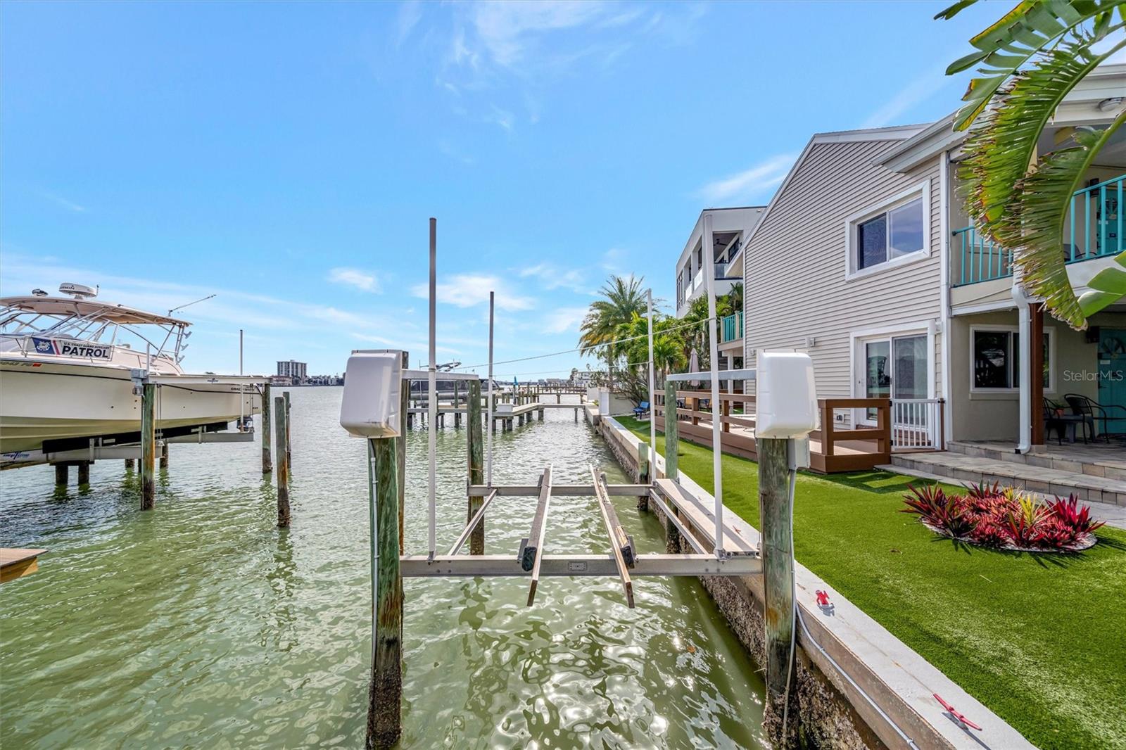 Image 36 of 52 For 673 Bay Esplanade  204