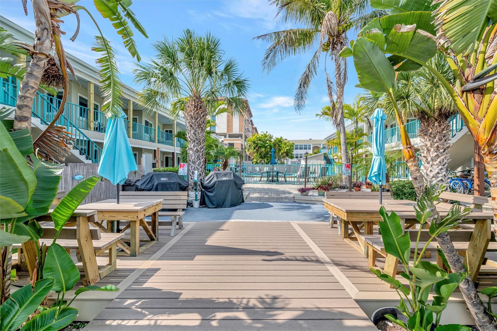 Image 41 of 52 For 673 Bay Esplanade  204