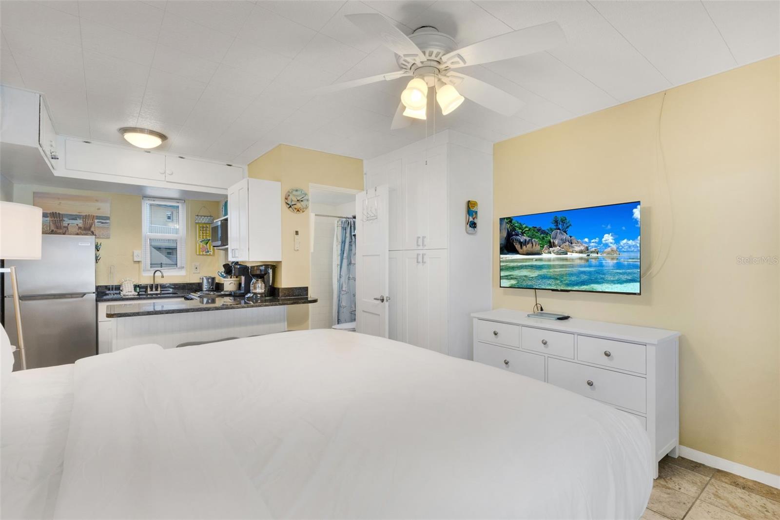 Image 5 of 25 For 11730 Gulf Boulevard 22