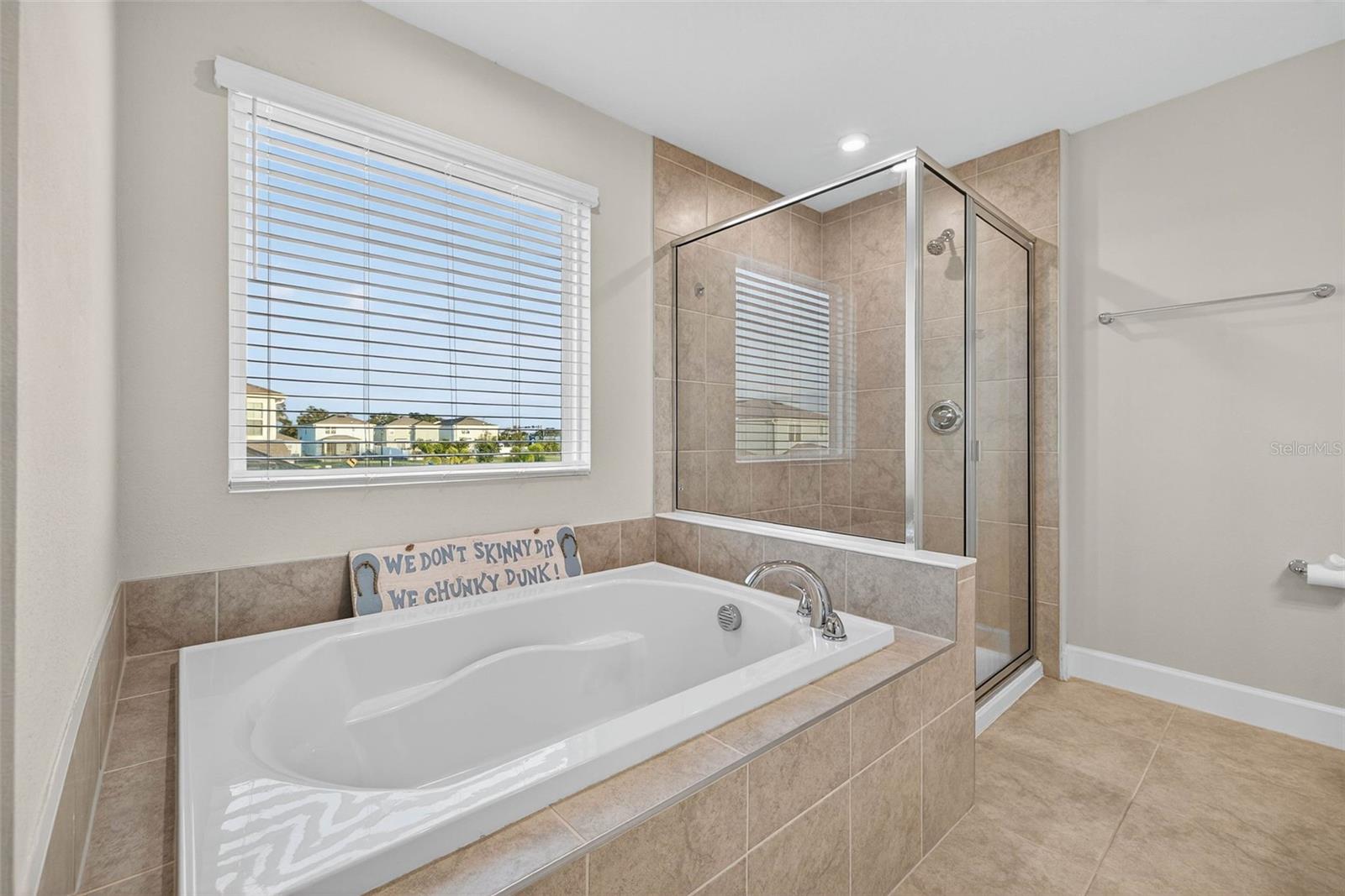 Image 25 of 43 For 4623 Pippin Lane