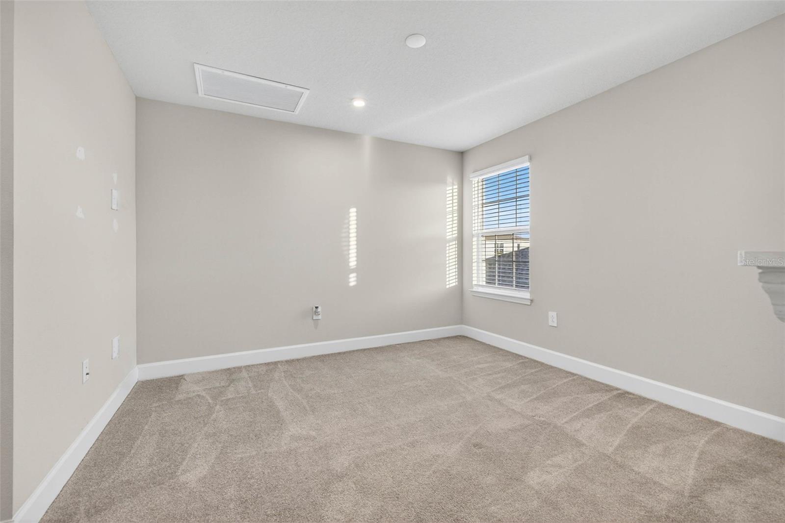 Image 31 of 43 For 4623 Pippin Lane