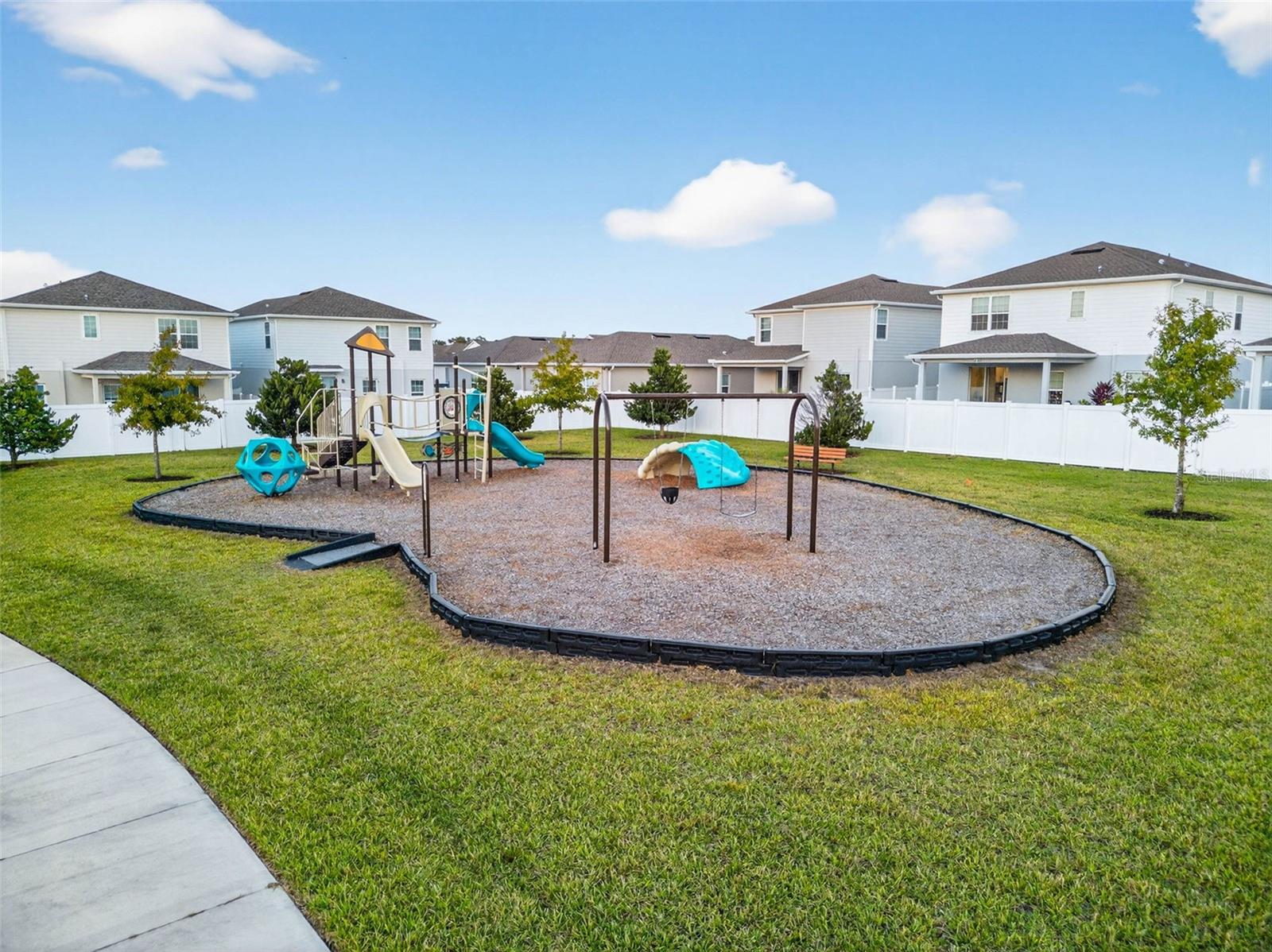 Image 35 of 43 For 4623 Pippin Lane