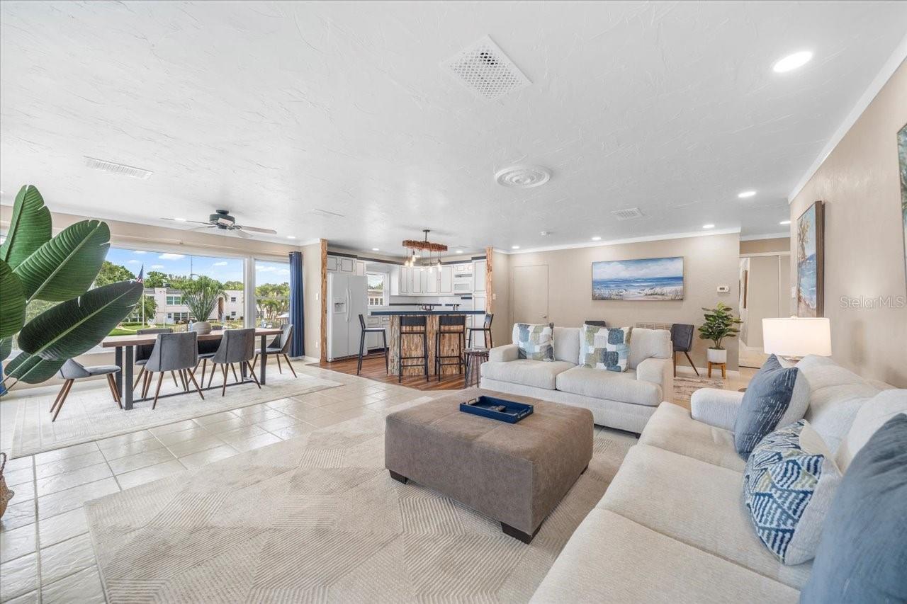 Image 11 of 35 For 213 Fernwood Circle 213