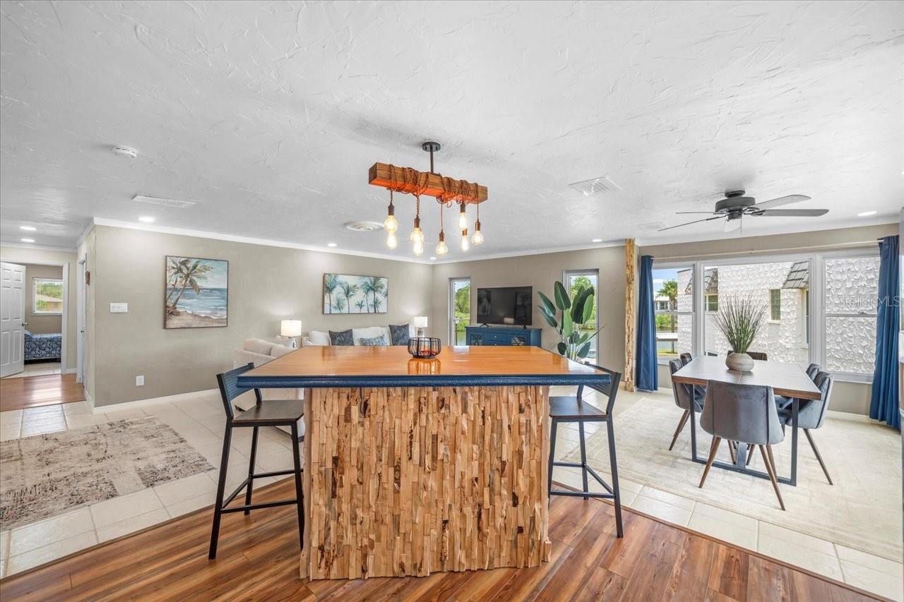 Image 20 of 35 For 213 Fernwood Circle 213