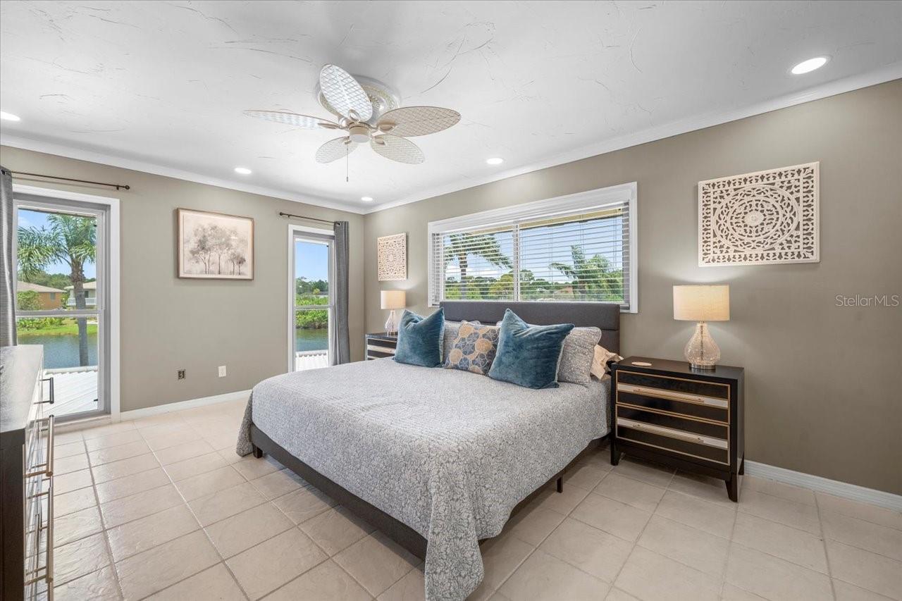 Image 24 of 35 For 213 Fernwood Circle 213