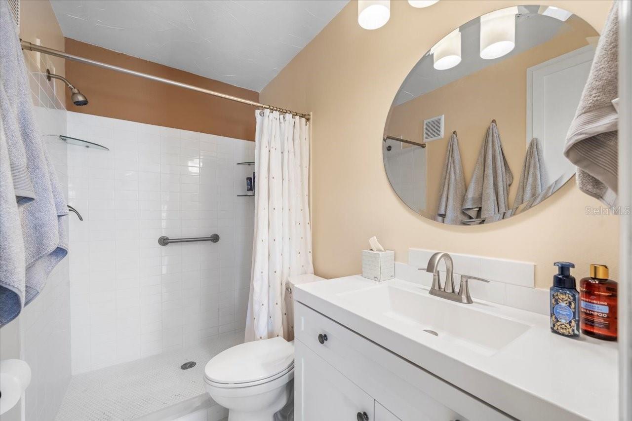 Image 27 of 35 For 213 Fernwood Circle 213