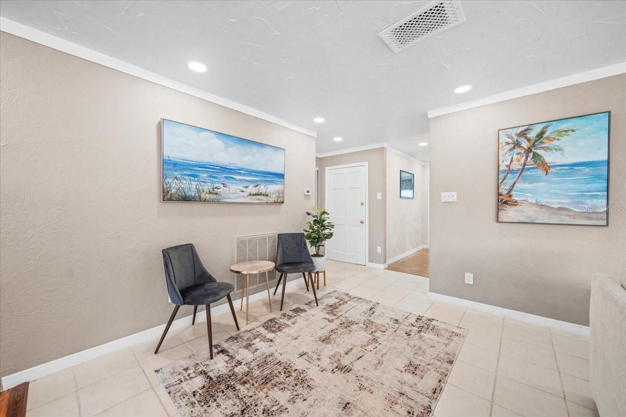 Image 6 of 35 For 213 Fernwood Circle 213