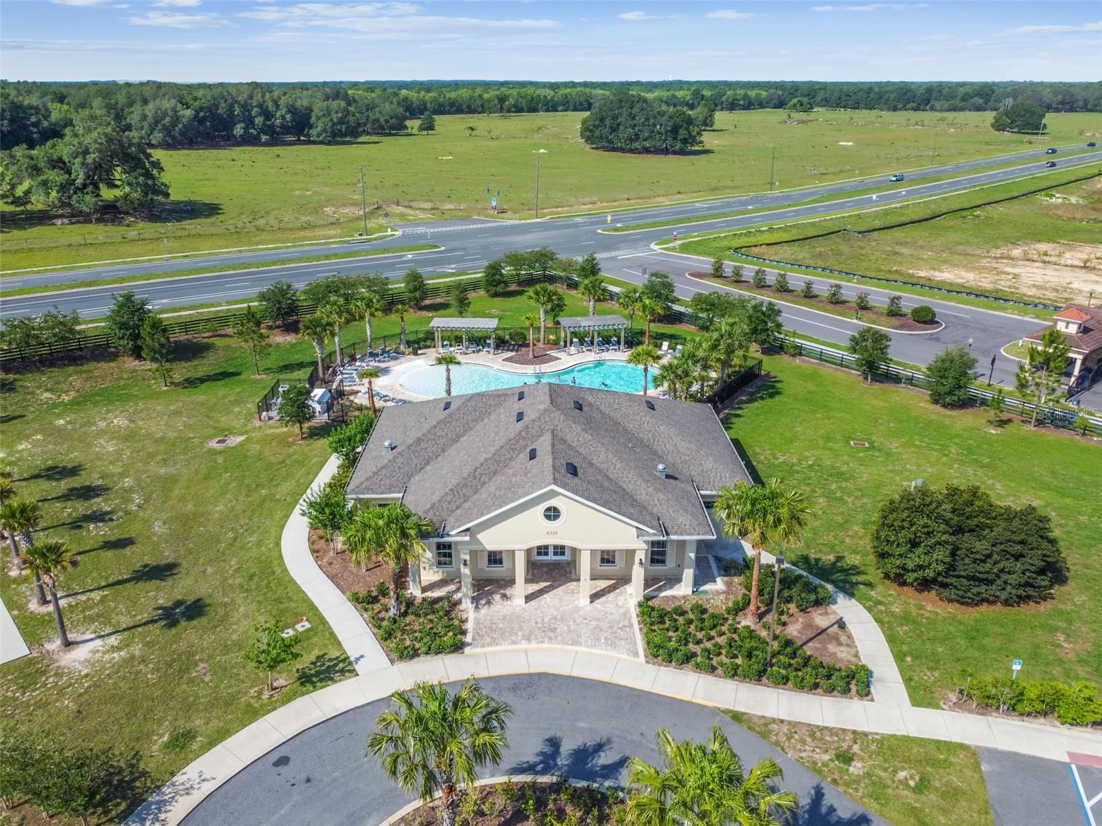 Image 36 of 48 For 9237 60th Terrace Road