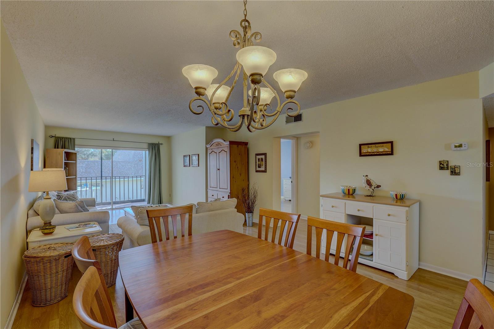 Image 11 of 34 For 1415 Doolittle Lane 204