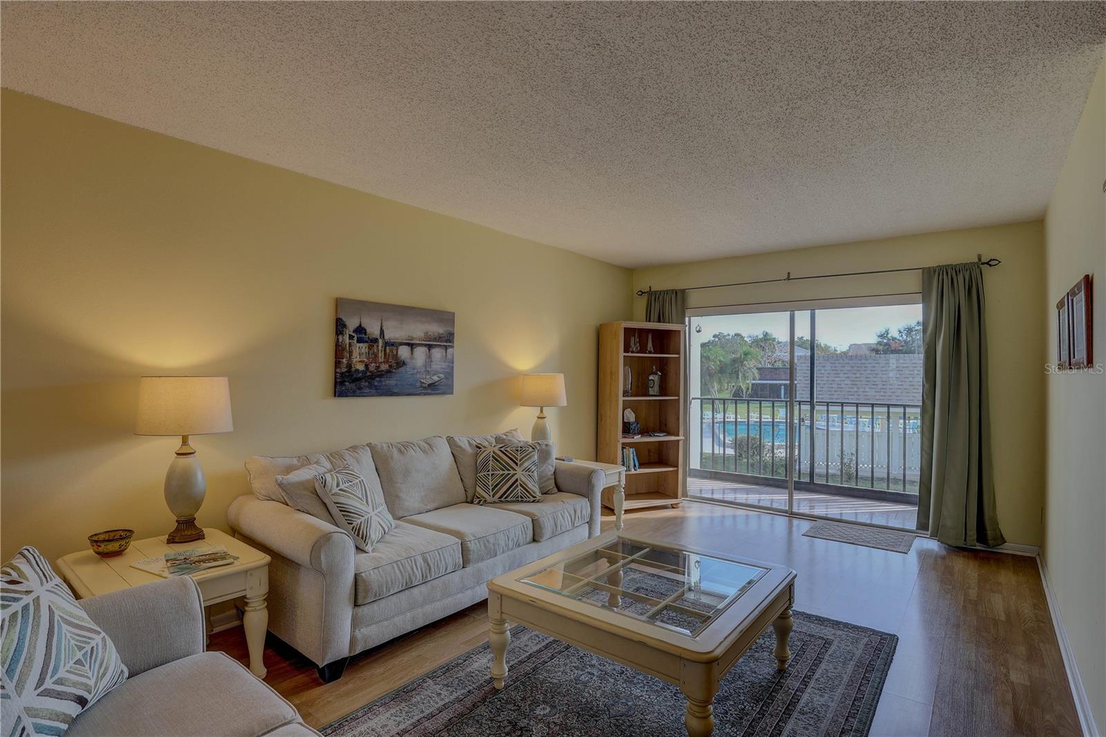 Image 12 of 34 For 1415 Doolittle Lane 204