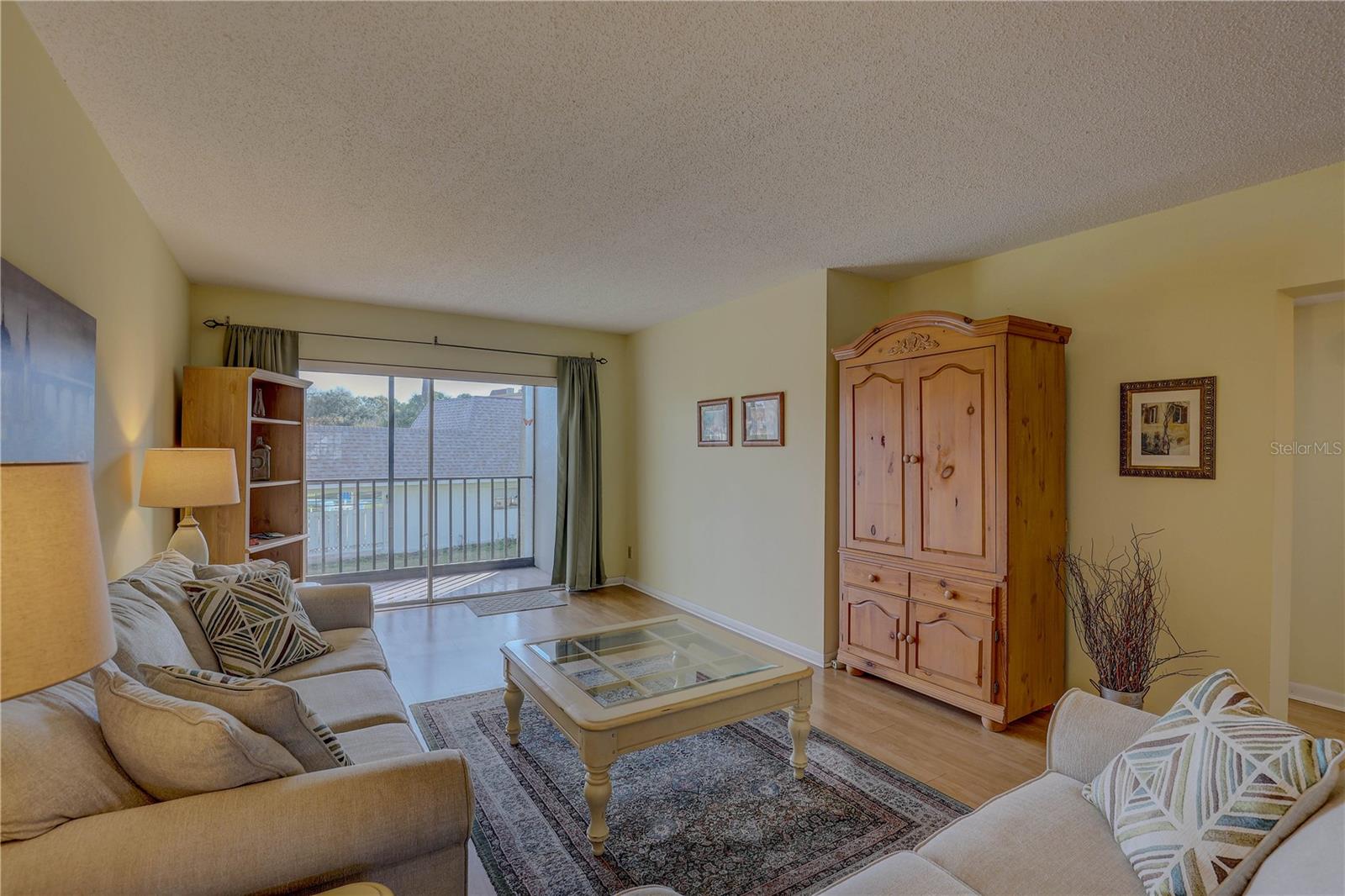 Image 13 of 34 For 1415 Doolittle Lane 204