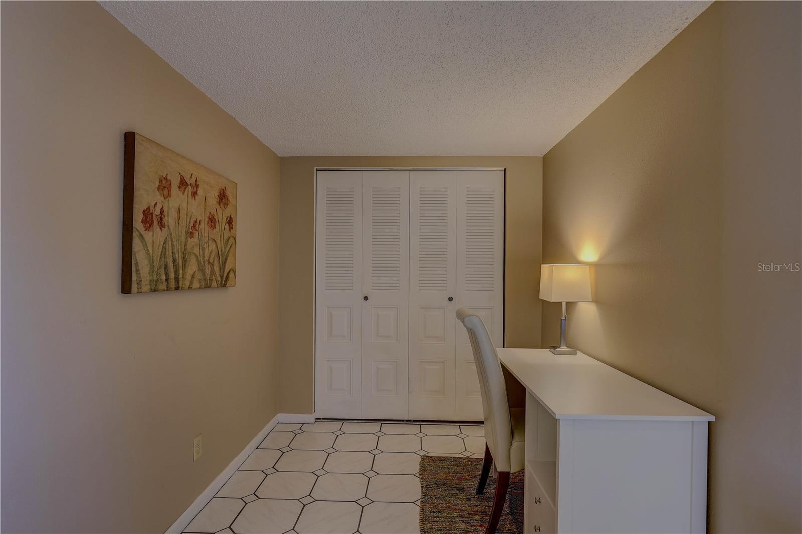 Image 7 of 34 For 1415 Doolittle Lane 204