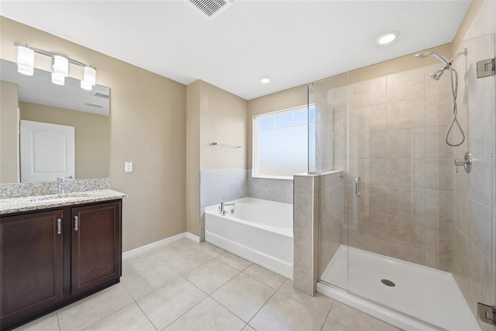 Image 19 of 42 For 8147 Artisan Circle