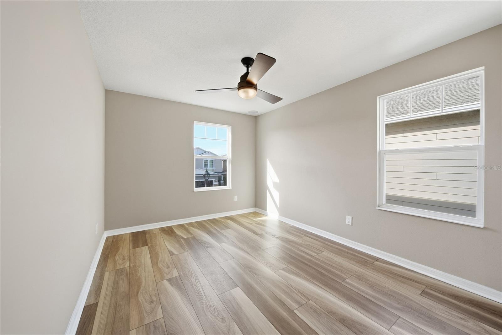 Image 25 of 42 For 8147 Artisan Circle