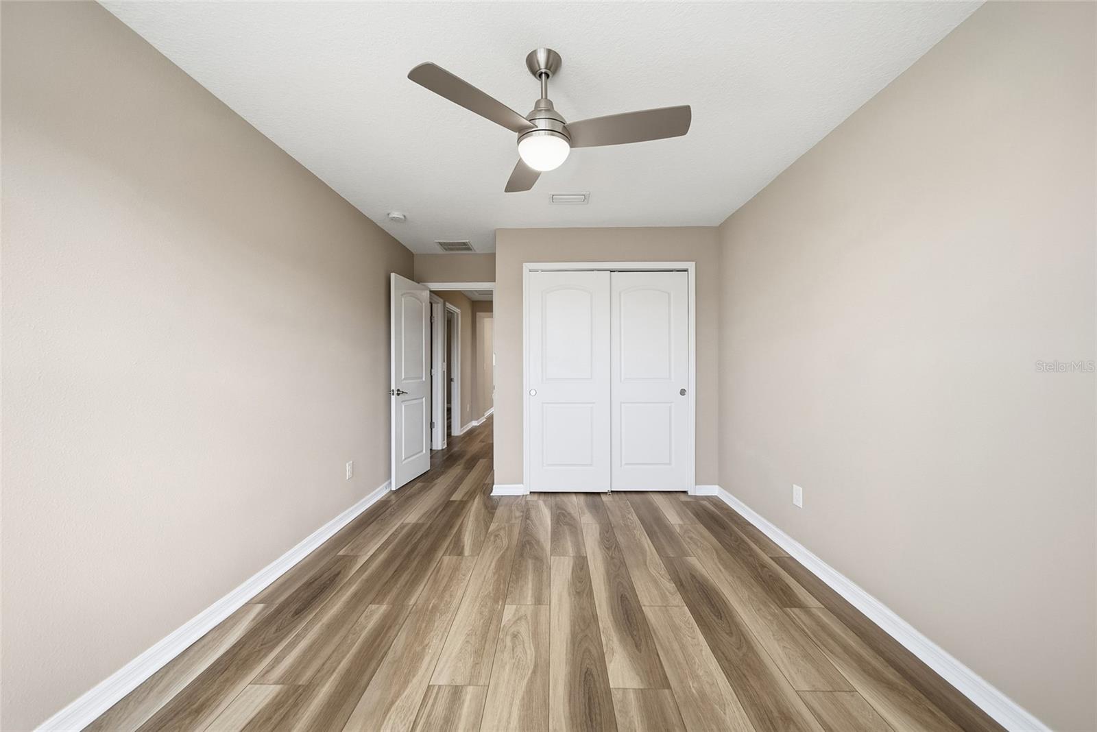 Image 27 of 42 For 8147 Artisan Circle