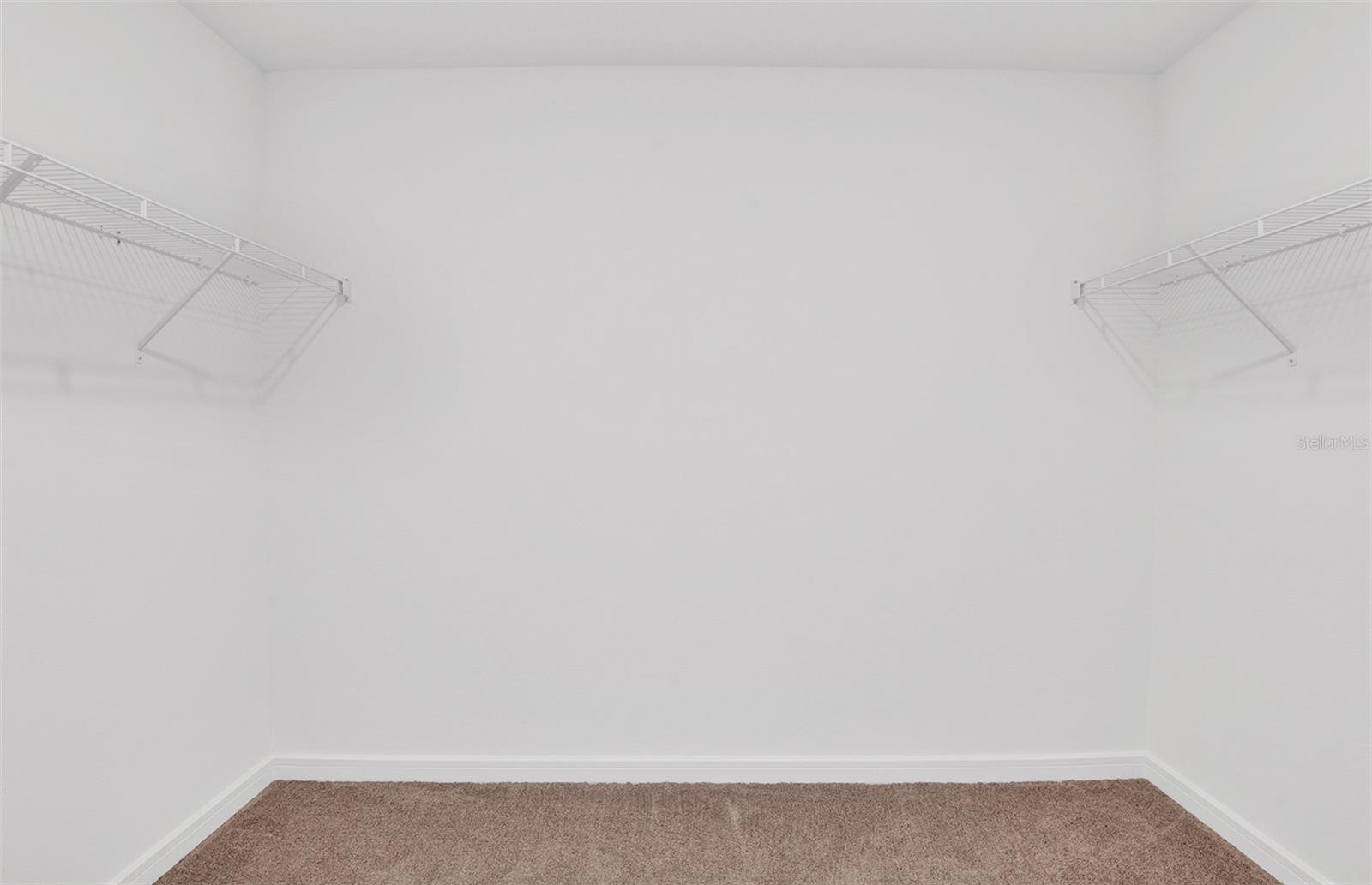 Image 9 of 16 For 10423 Hidden Banks Glen