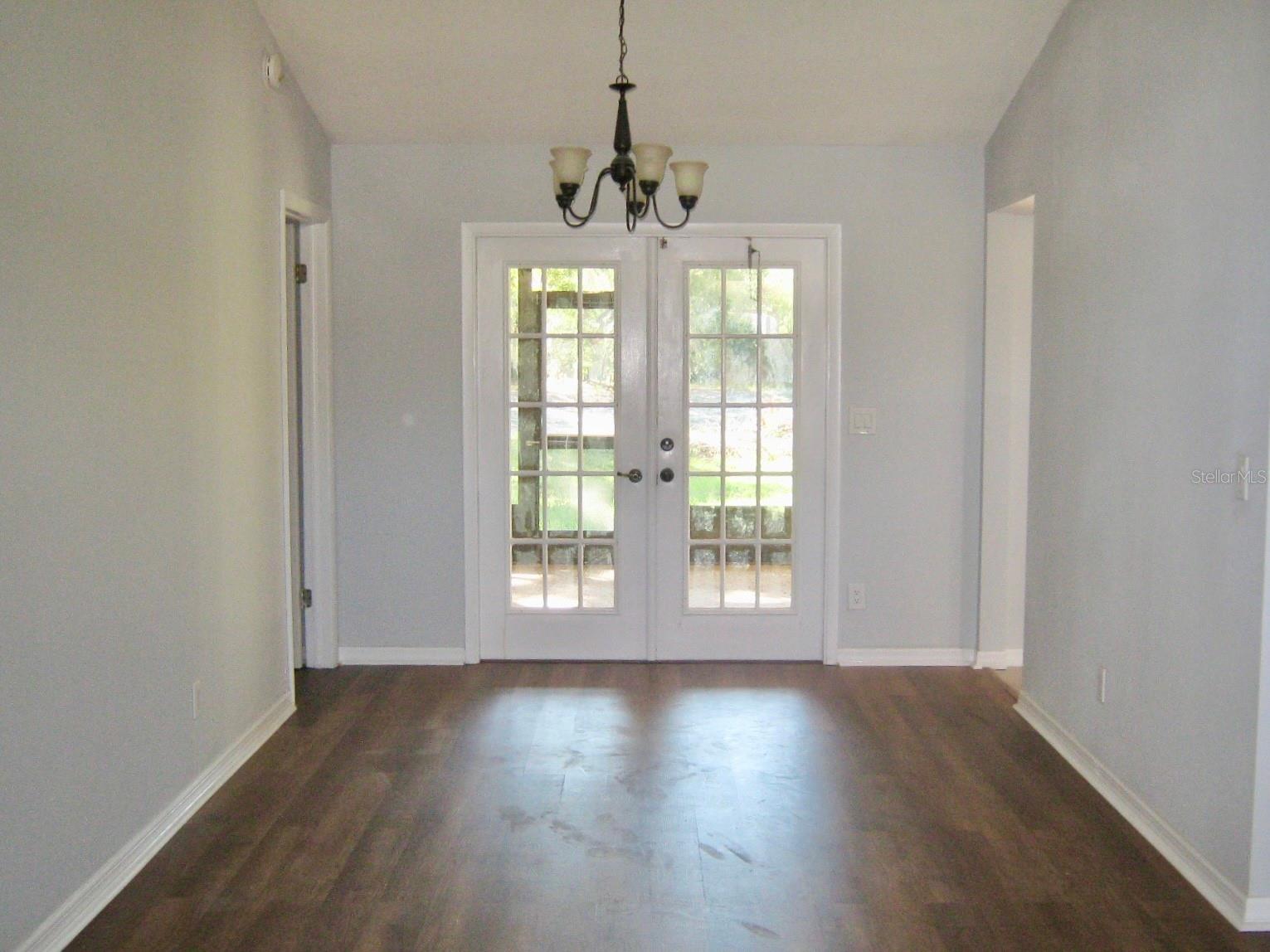 Image 4 of 8 For 4398 Plumosa Street