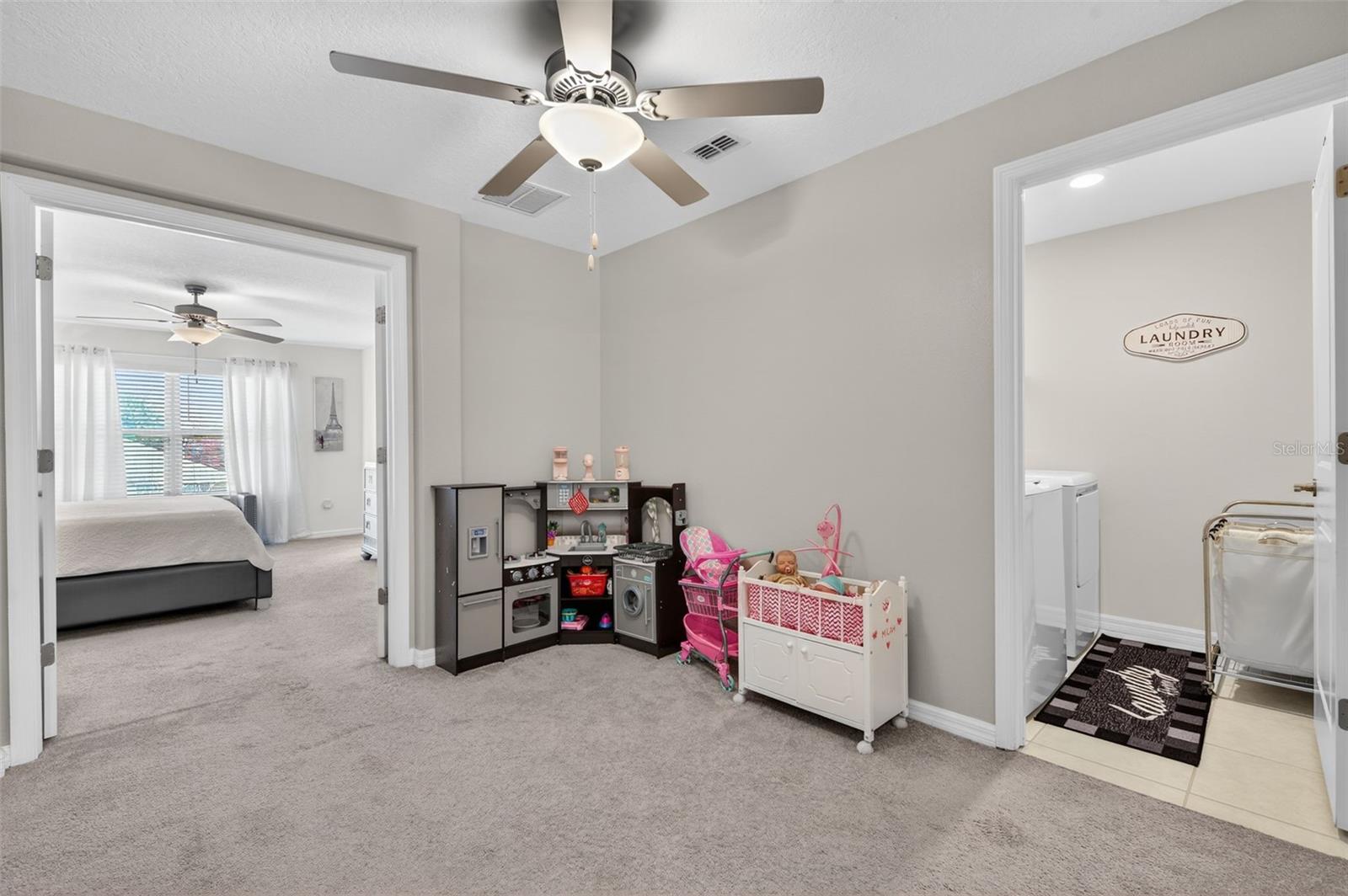 Image 19 of 45 For 14341 Editors Note Street