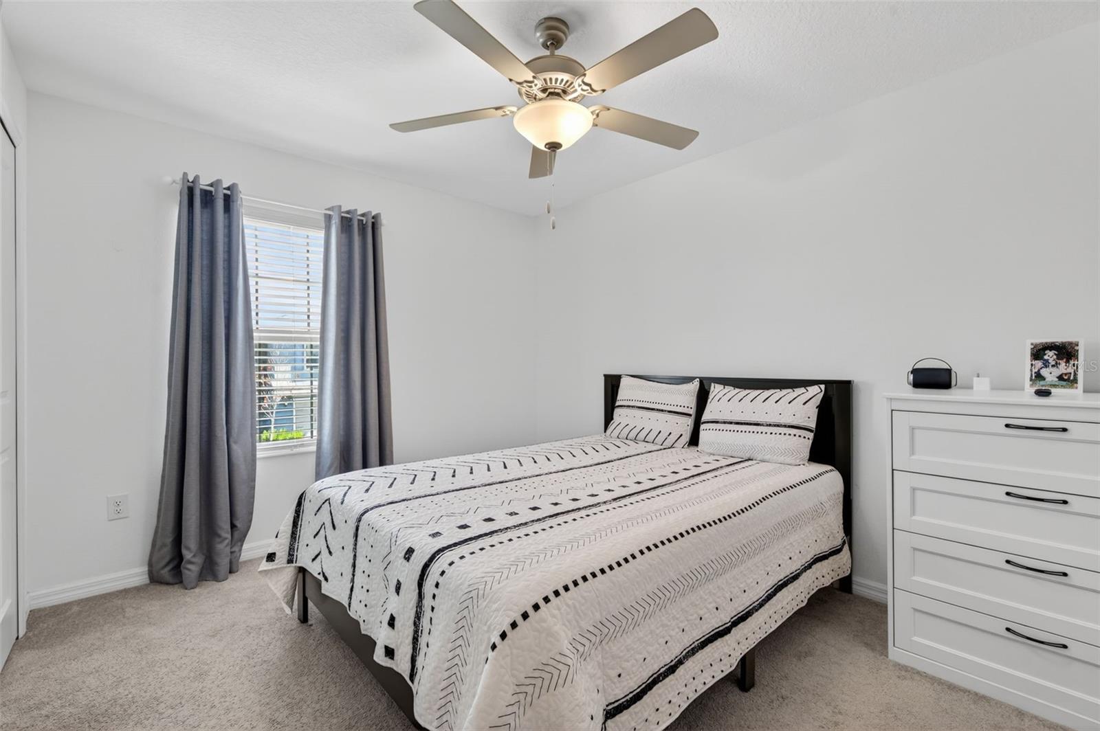 Image 29 of 45 For 14341 Editors Note Street