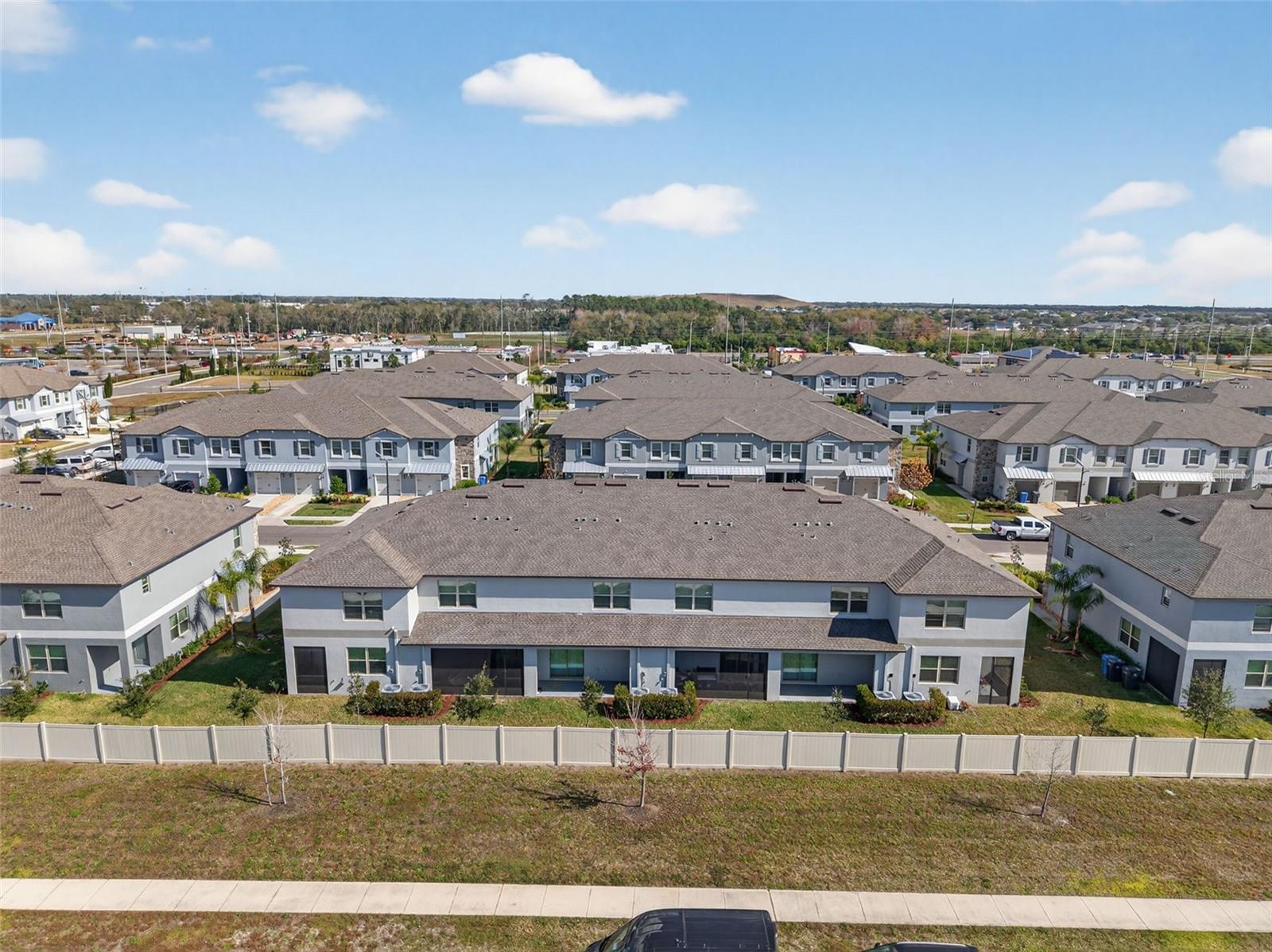 Image 36 of 45 For 14341 Editors Note Street