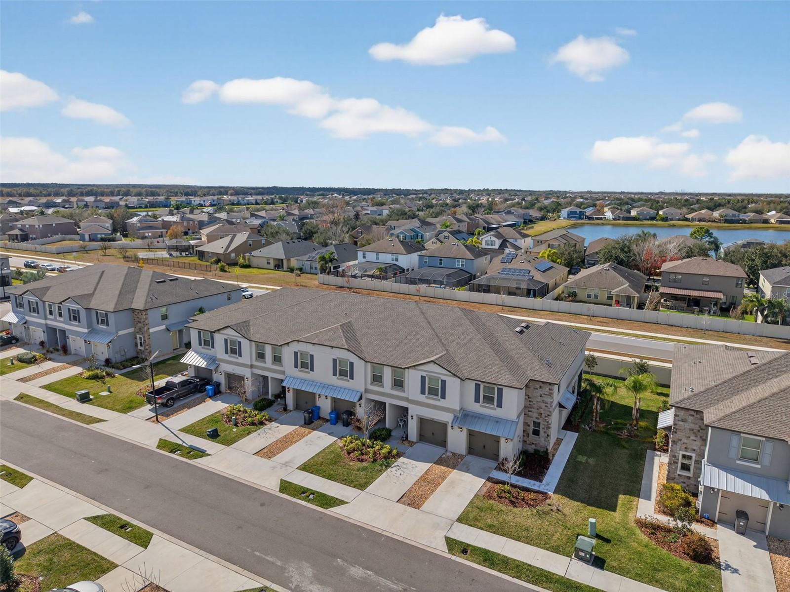 Image 37 of 45 For 14341 Editors Note Street