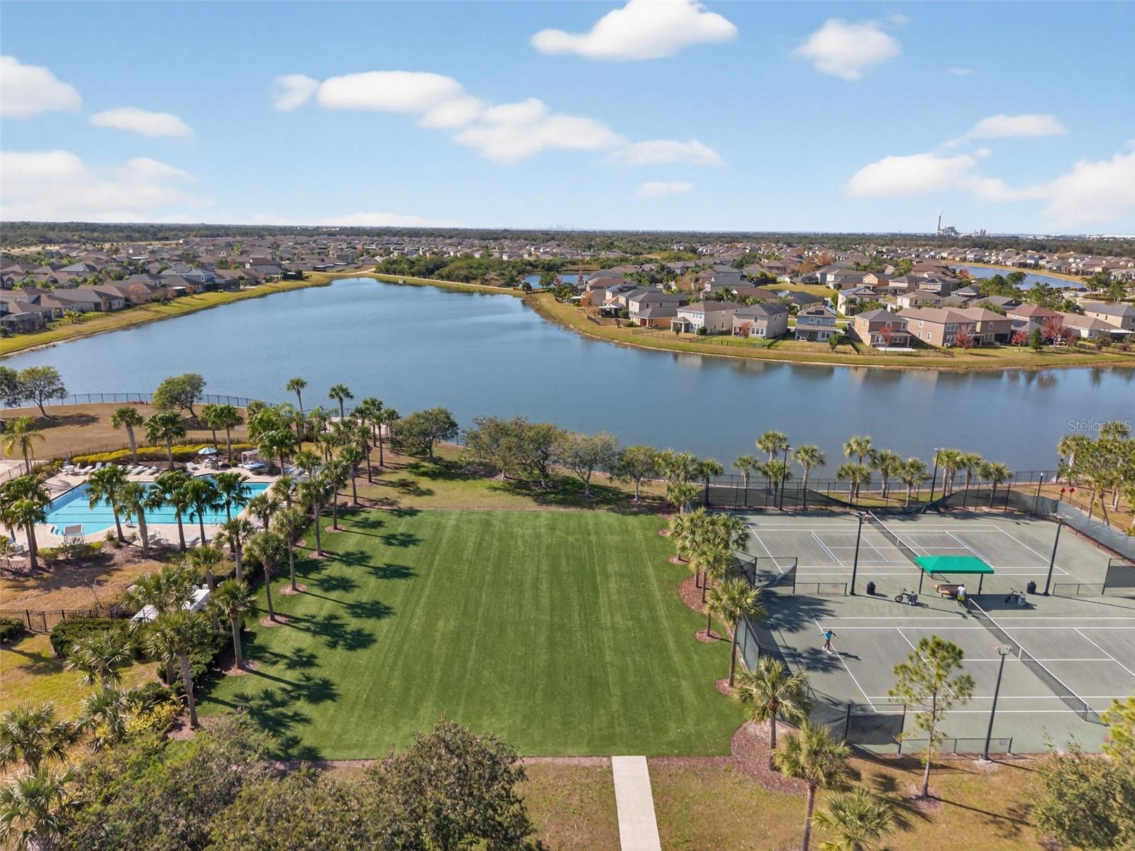 Image 41 of 45 For 14341 Editors Note Street