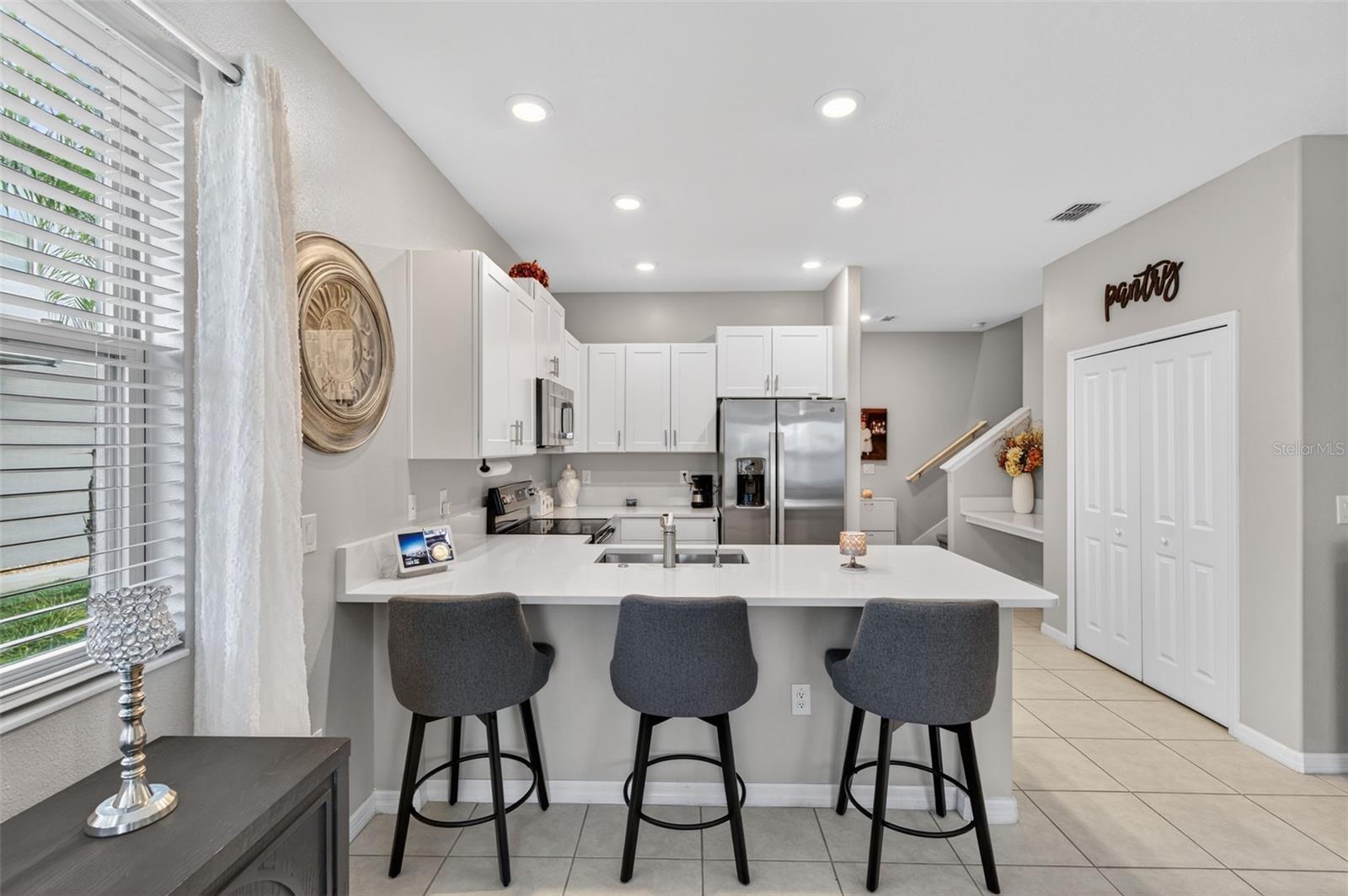 Image 9 of 45 For 14341 Editors Note Street