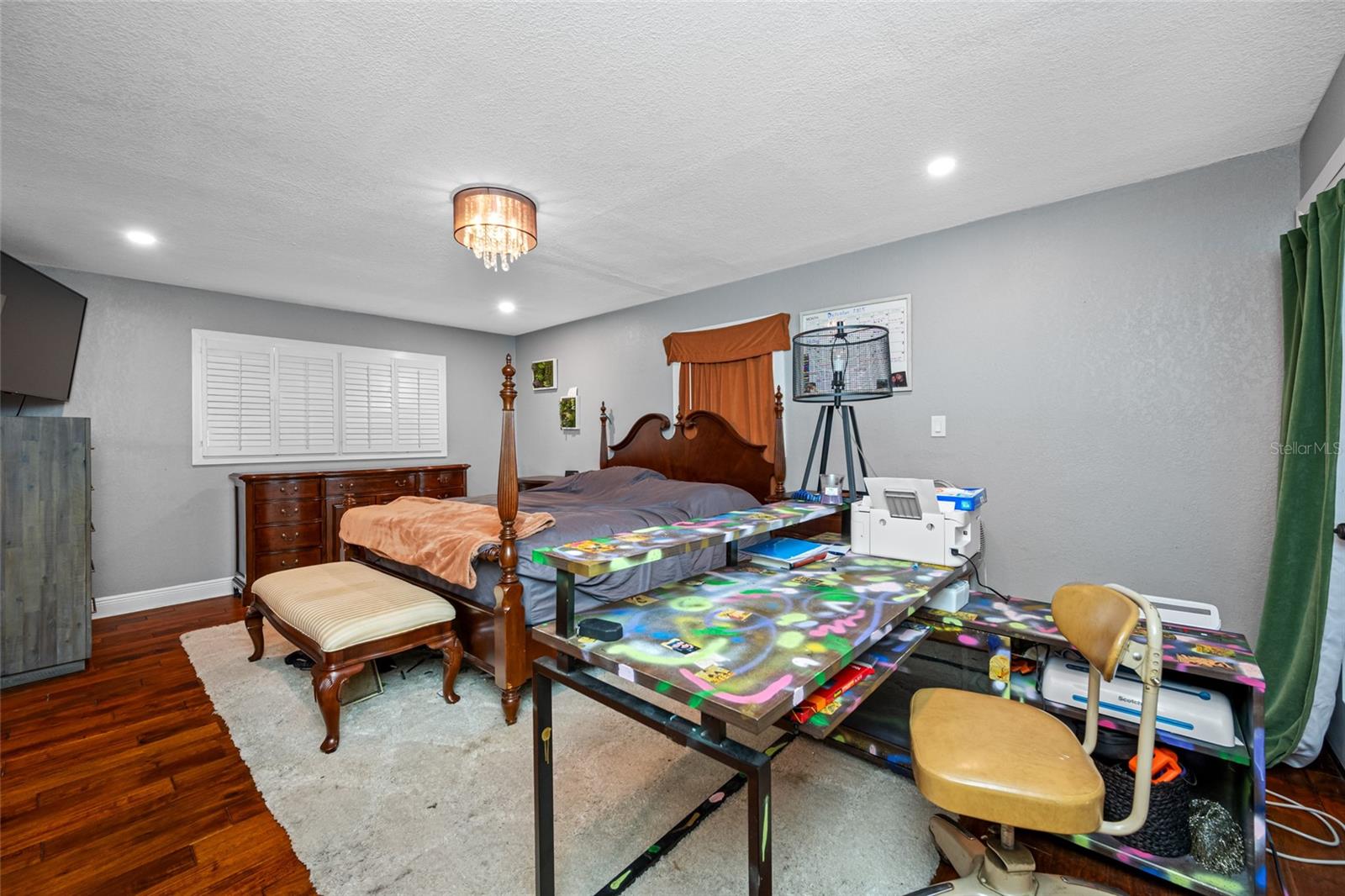 Image 28 of 60 For 304 Henry Avenue