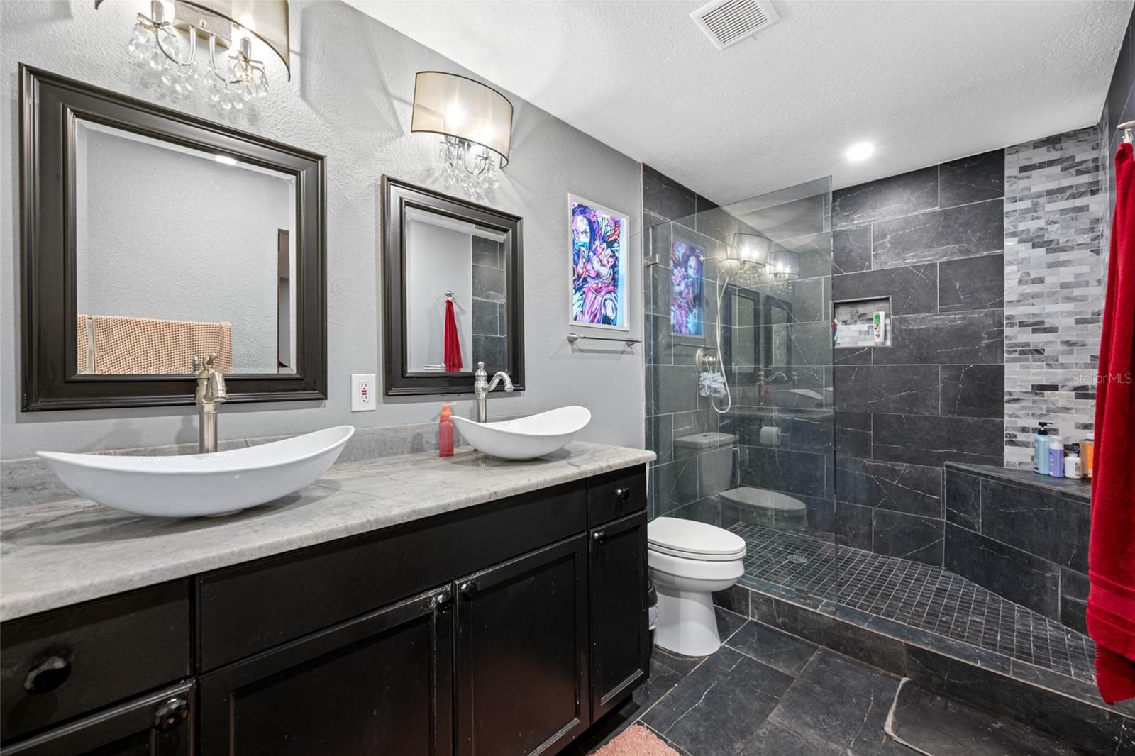 Image 32 of 60 For 304 Henry Avenue