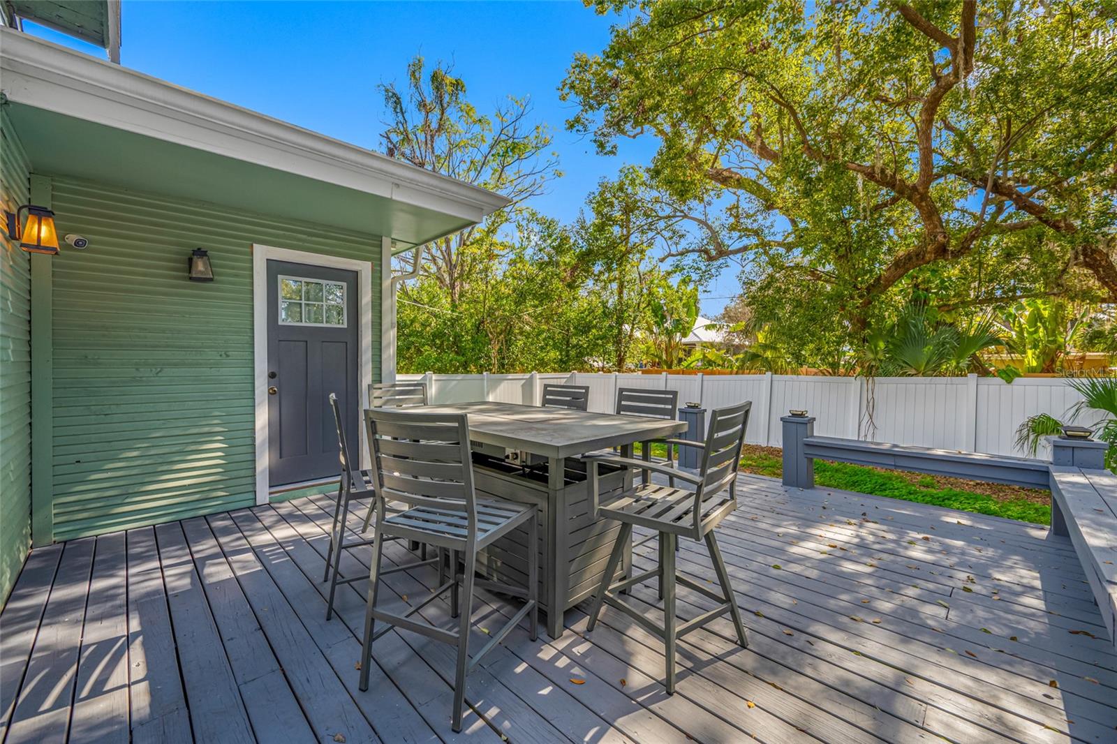 Image 46 of 60 For 304 Henry Avenue