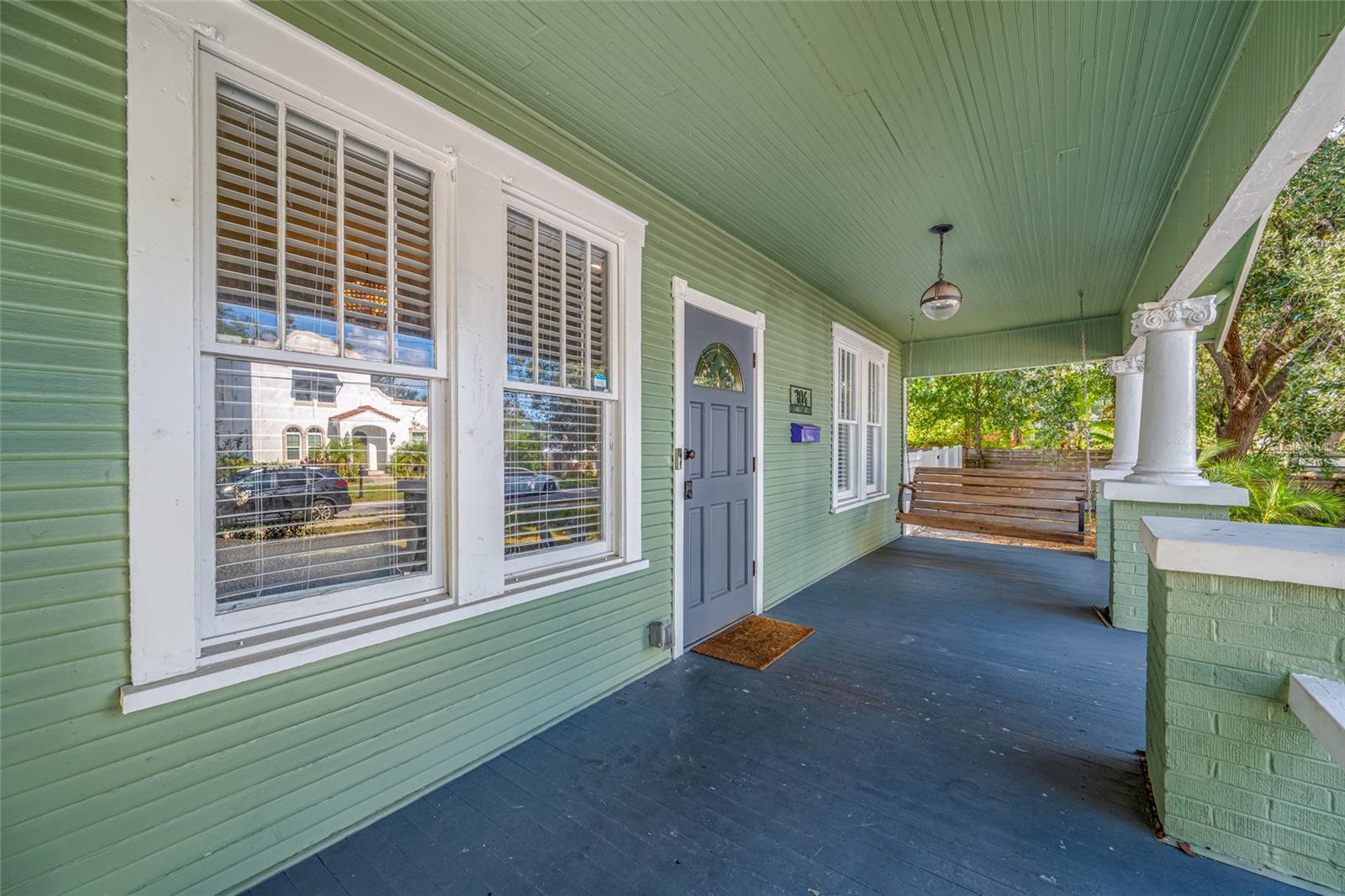 Image 5 of 60 For 304 Henry Avenue