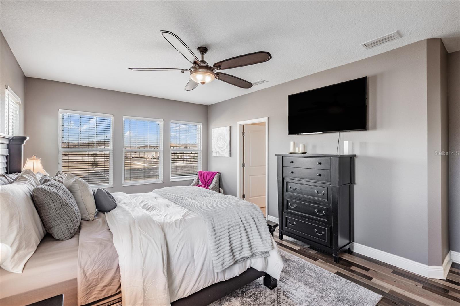 Image 26 of 53 For 32401 Natural Bridge Road