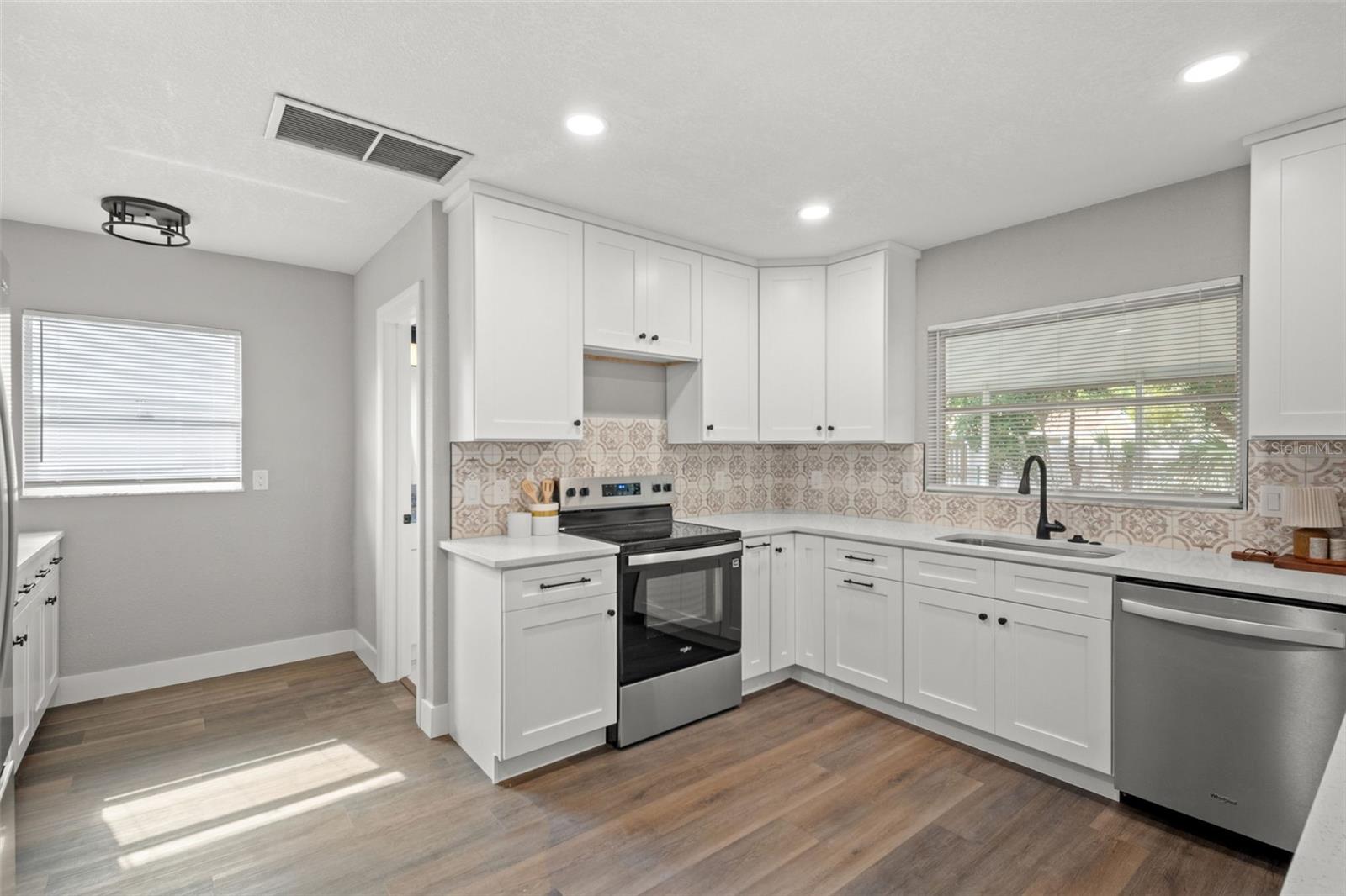 Image 11 of 51 For 1472 Ruth Road