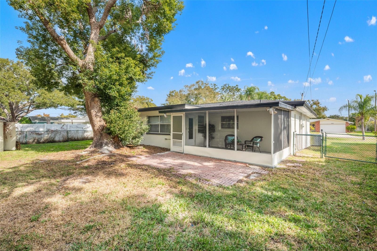 Image 38 of 51 For 1472 Ruth Road