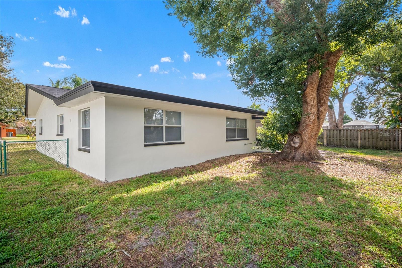 Image 40 of 51 For 1472 Ruth Road