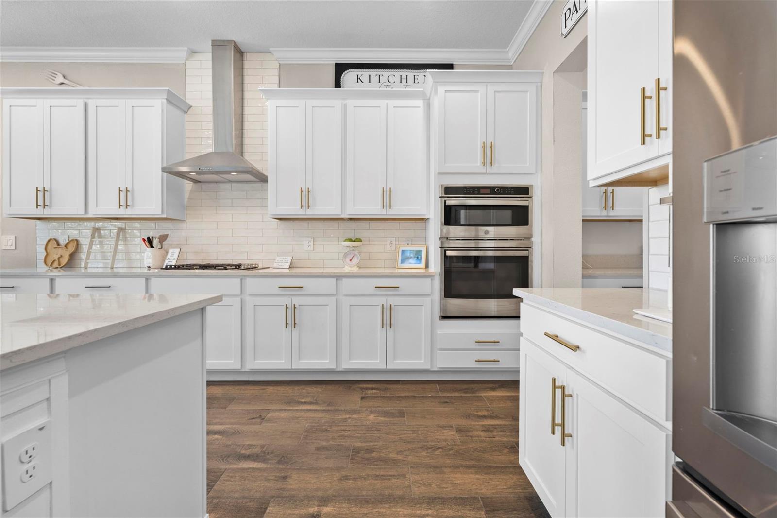 Image 32 of 81 For 4898 Southern Valley Loop