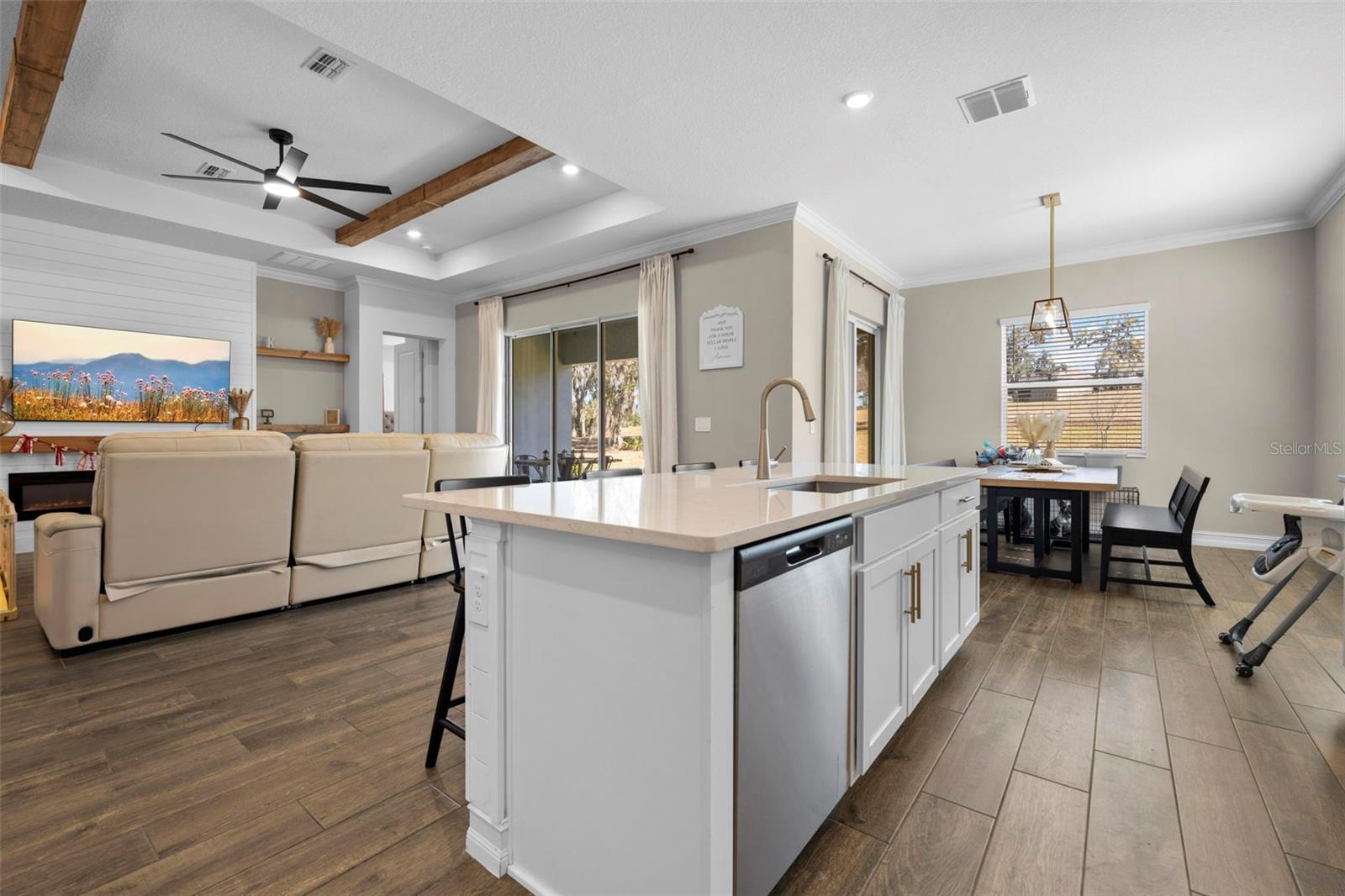 Image 37 of 81 For 4898 Southern Valley Loop