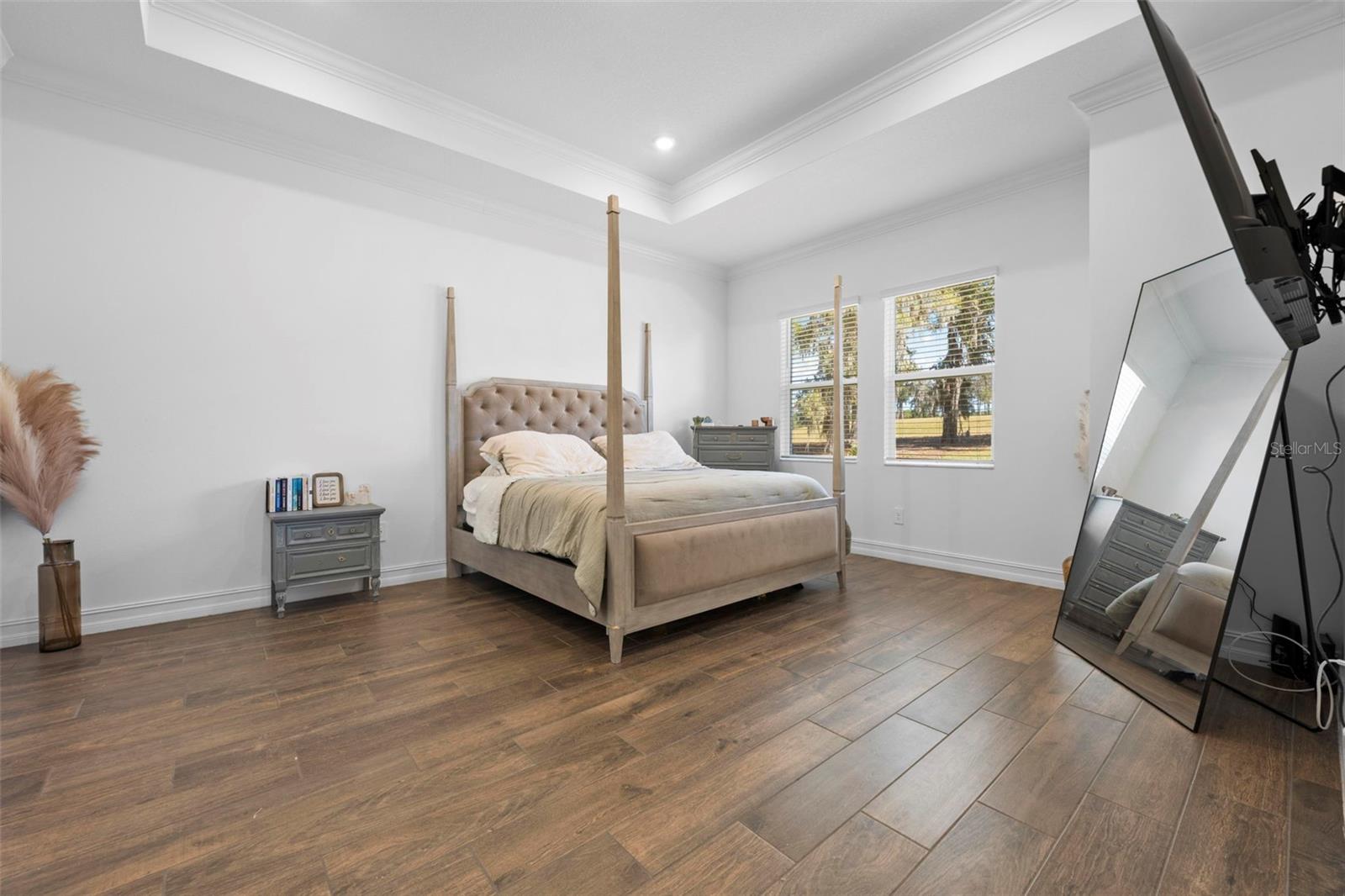 Image 42 of 81 For 4898 Southern Valley Loop